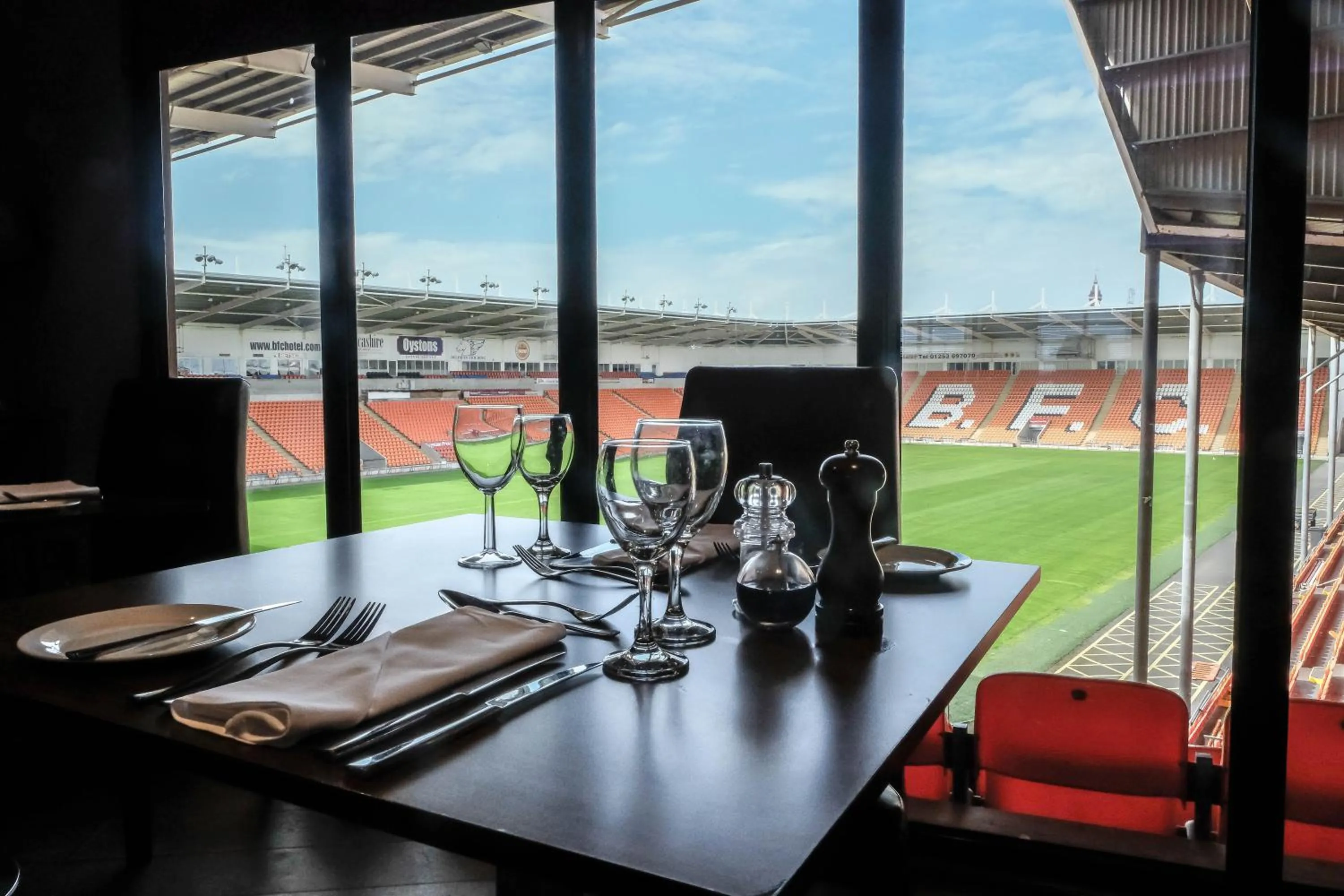 Restaurant/places to eat in Blackpool Football Club Stadium Hotel, a member of Radisson Individuals