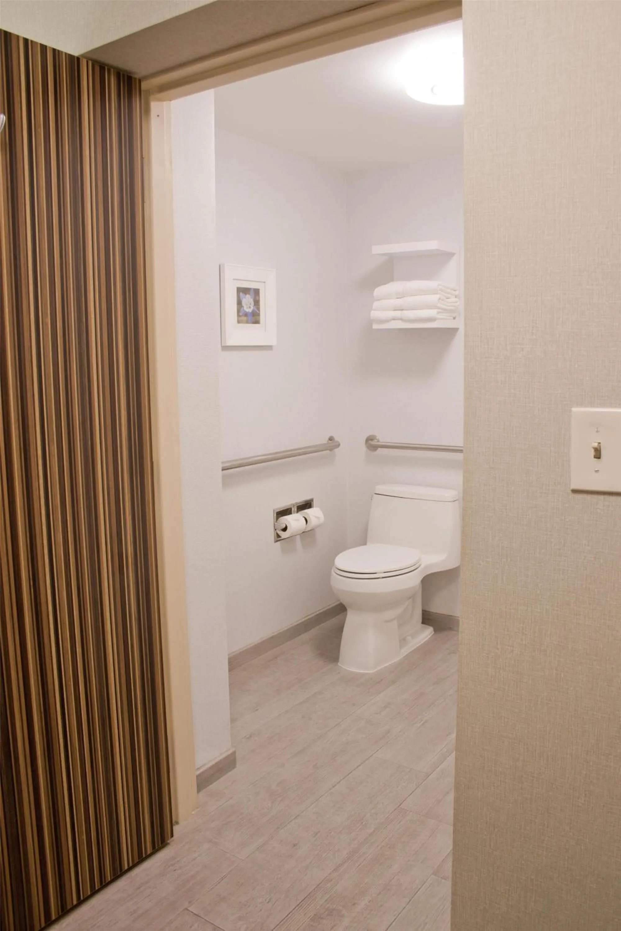 Bathroom in Hampton Inn & Suites Denver-Speer Boulevard