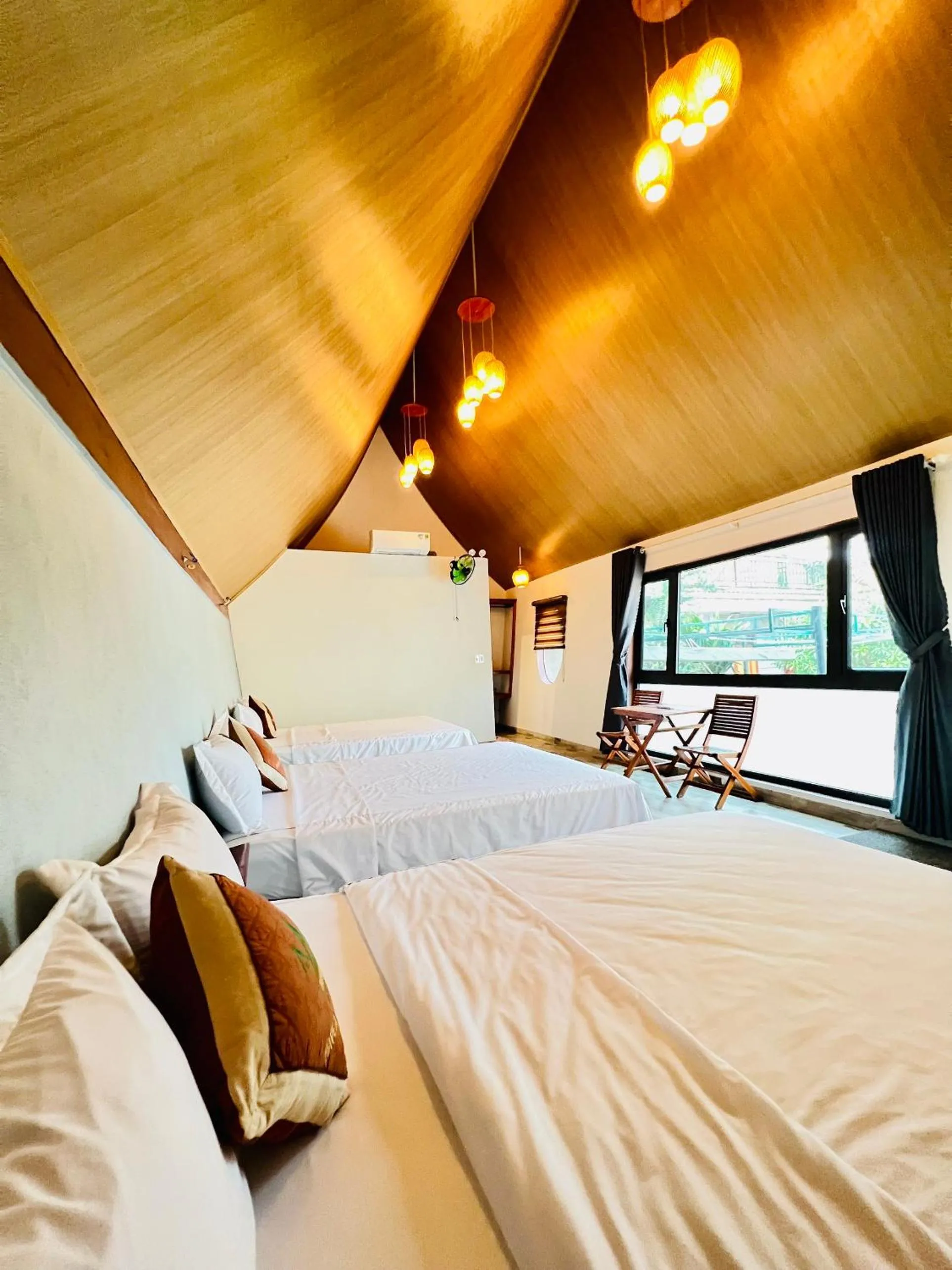 Bed in Tropical Valley Homestay - Villas