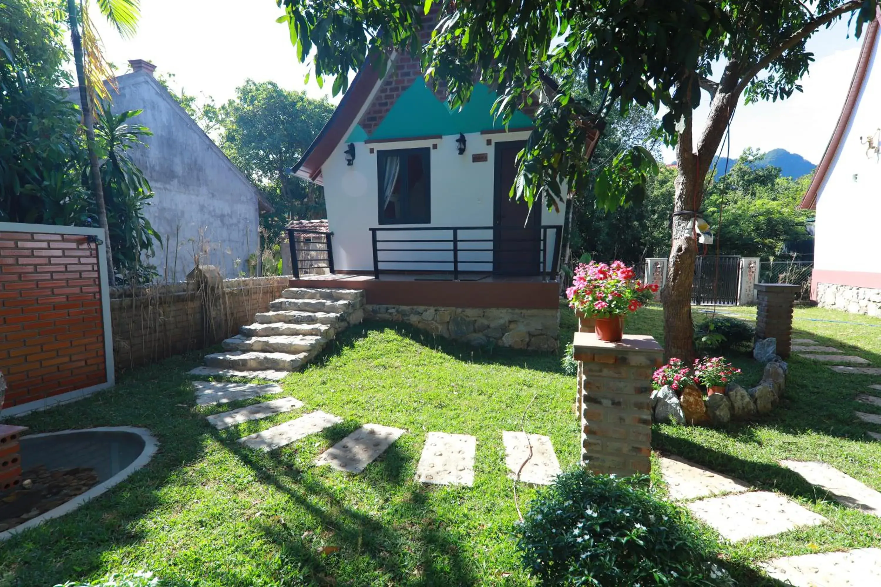 Family Bungalow - single occupancy in Tropical Valley Homestay - Villas Family Bungalow - single occupancy in Tropical Valley Homestay - Villas