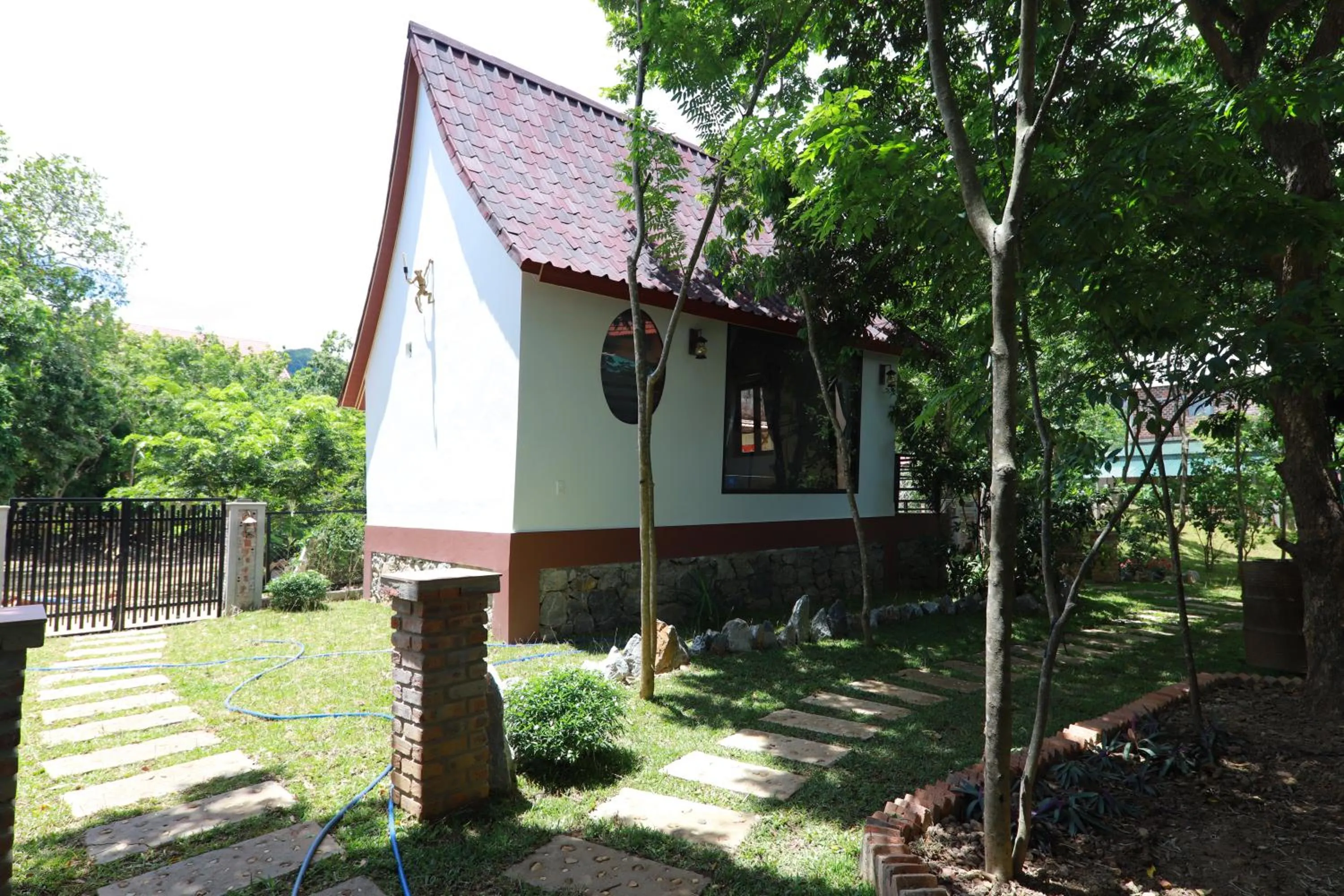 Photo of the whole room in Tropical Valley Homestay - Villas