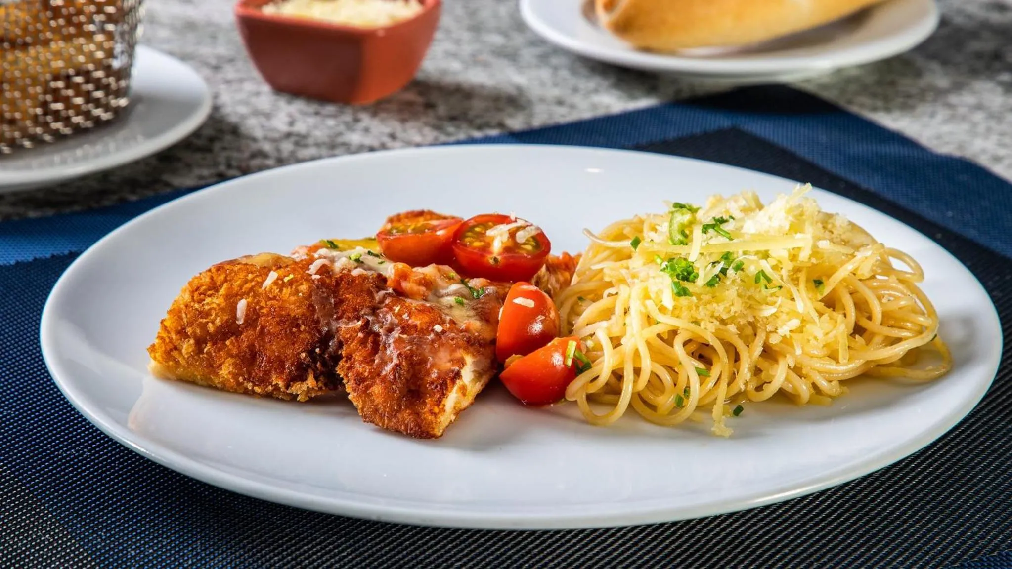 Restaurant/places to eat in Grand Fiesta Americana Chapultepec