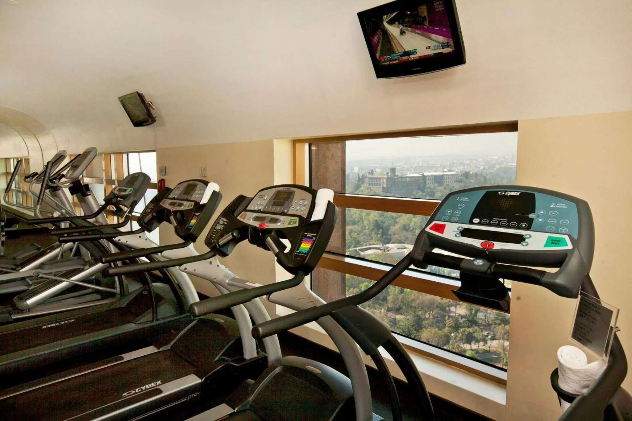 Fitness centre/facilities in Grand Fiesta Americana Chapultepec