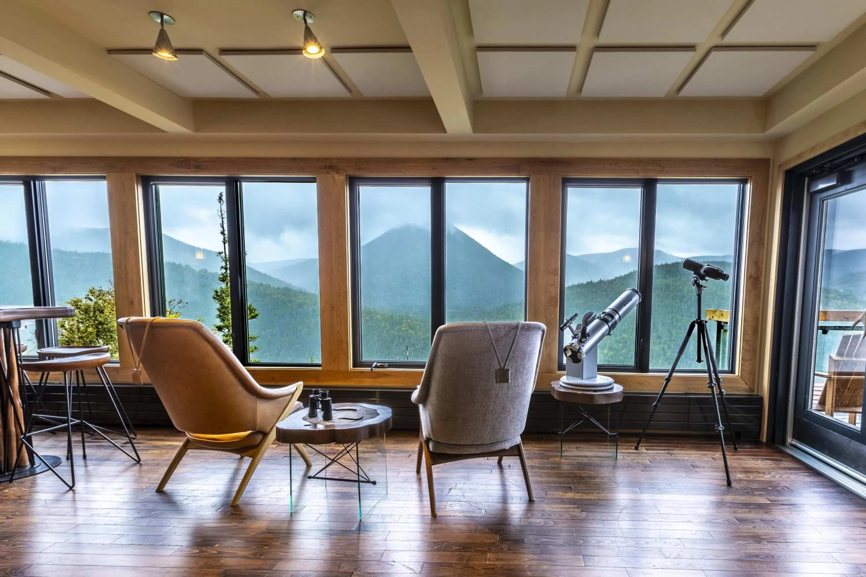 Property building in Auberge de Montagne des Chic-Chocs Mountain Lodge - Sepaq