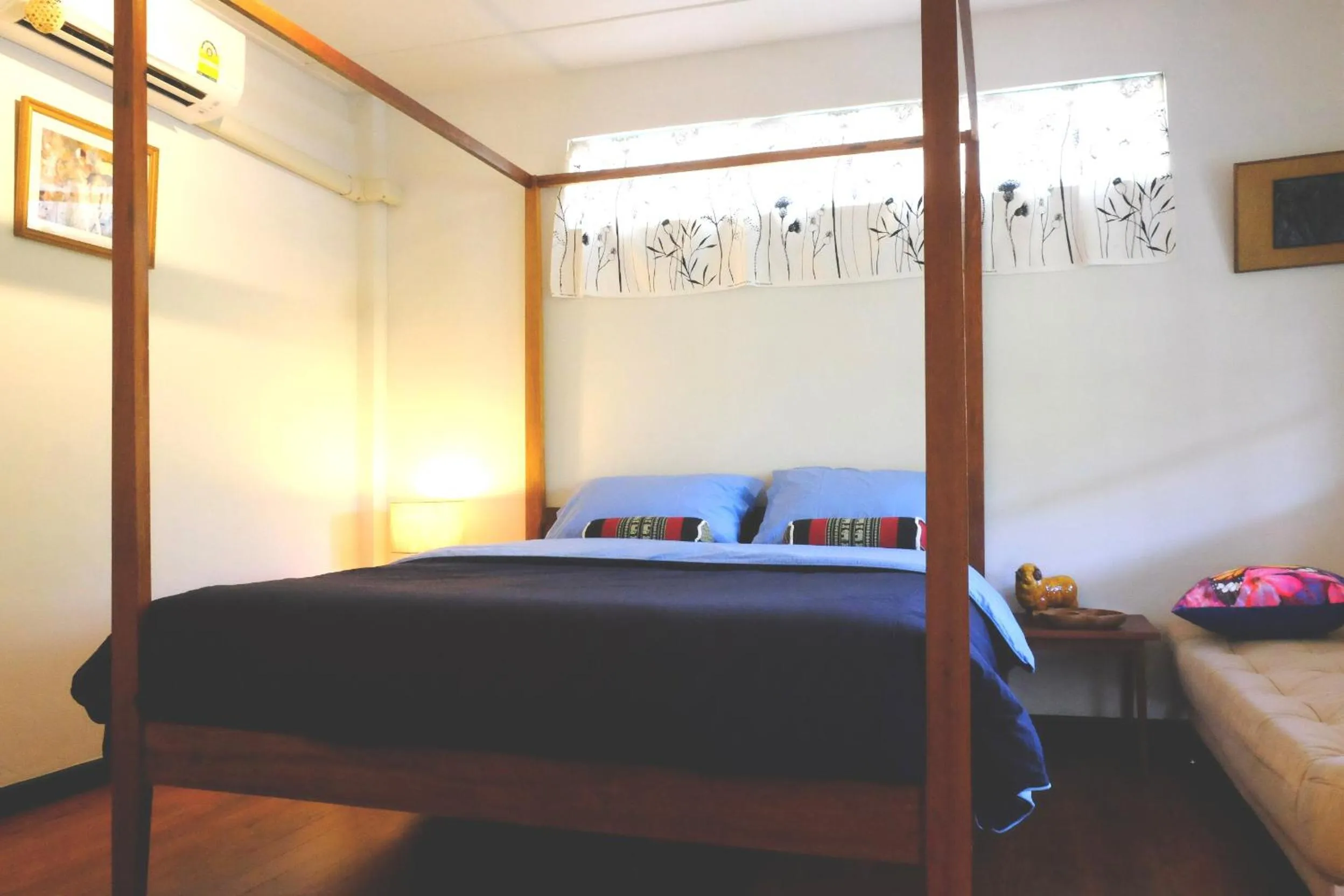 Bed in Pimthong Place