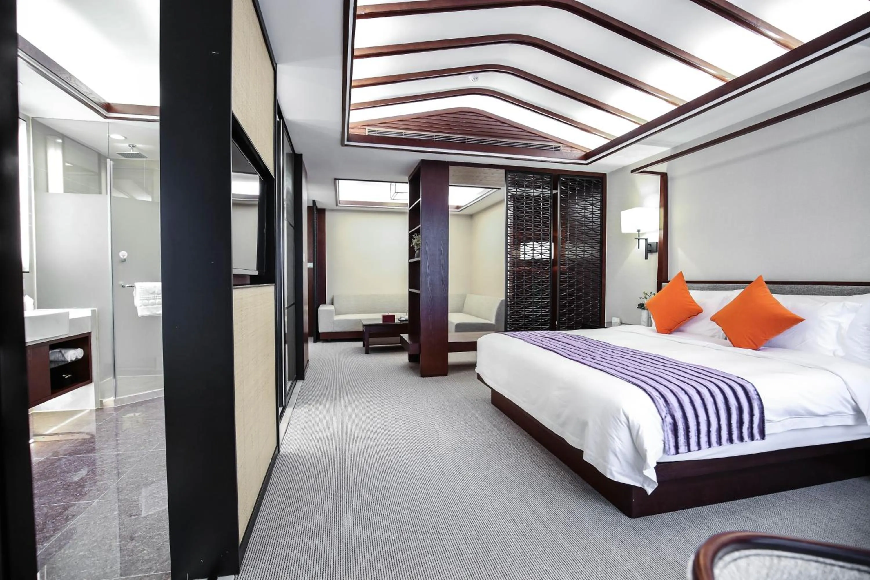 Bed in SSAW Boutique Hotel Ningbo CBD - Family Friendly & Business Travel