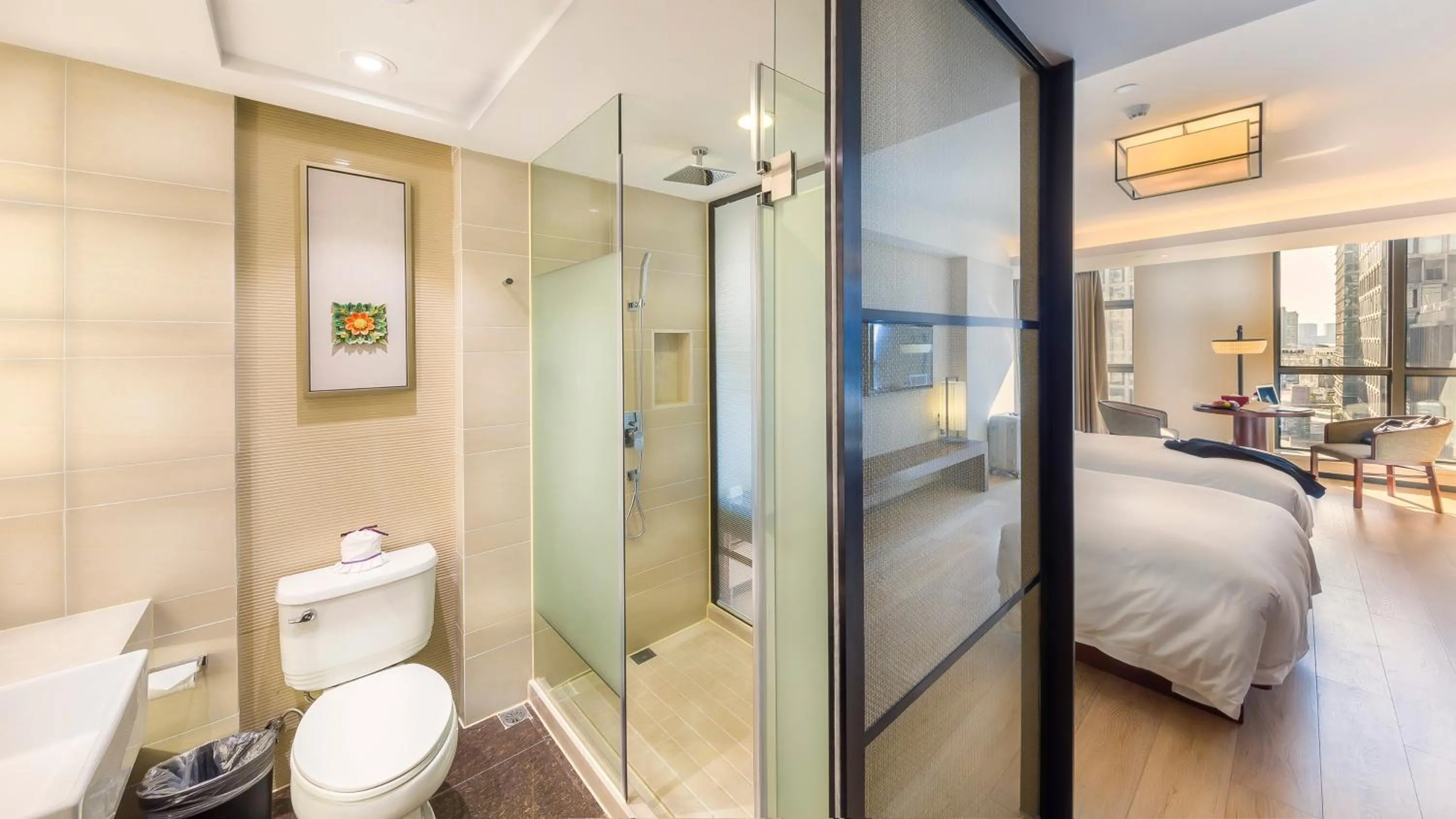 Hot Tub, Bed in SSAW Boutique Hotel Ningbo CBD - Family Friendly & Business Travel