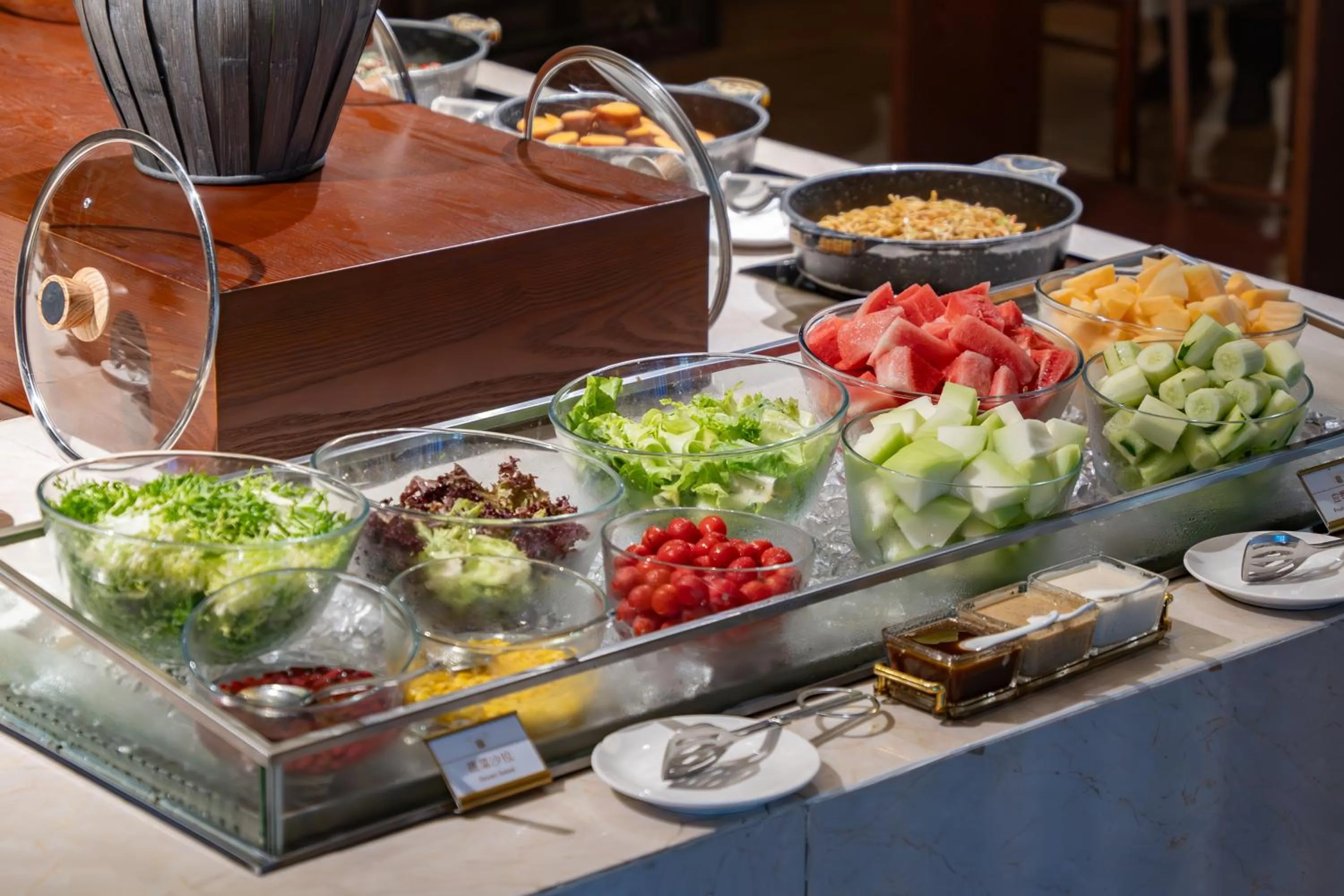 Breakfast in SSAW Boutique Hotel Ningbo CBD - Family Friendly & Business Travel