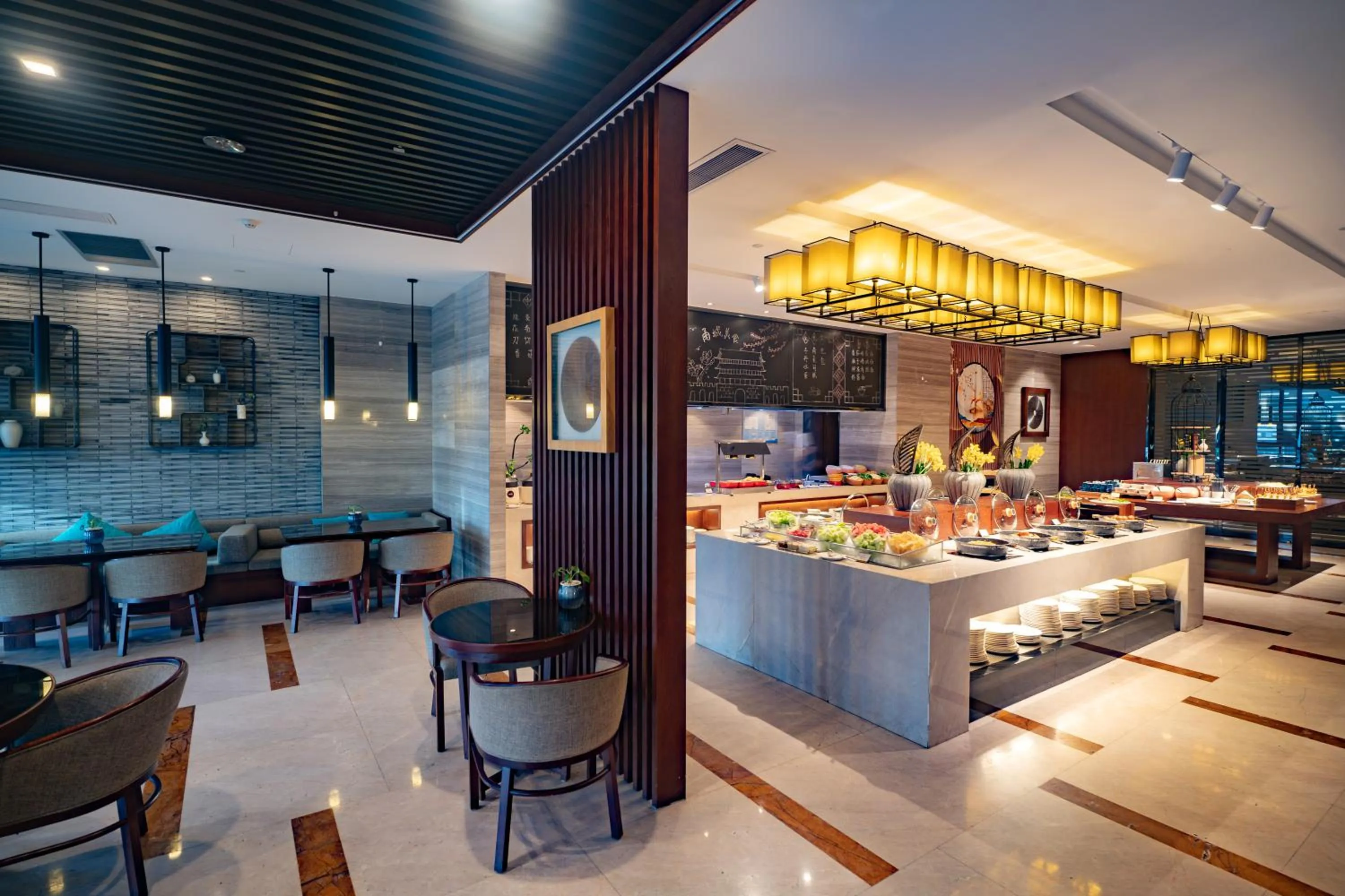 Breakfast in SSAW Boutique Hotel Ningbo CBD - Family Friendly & Business Travel