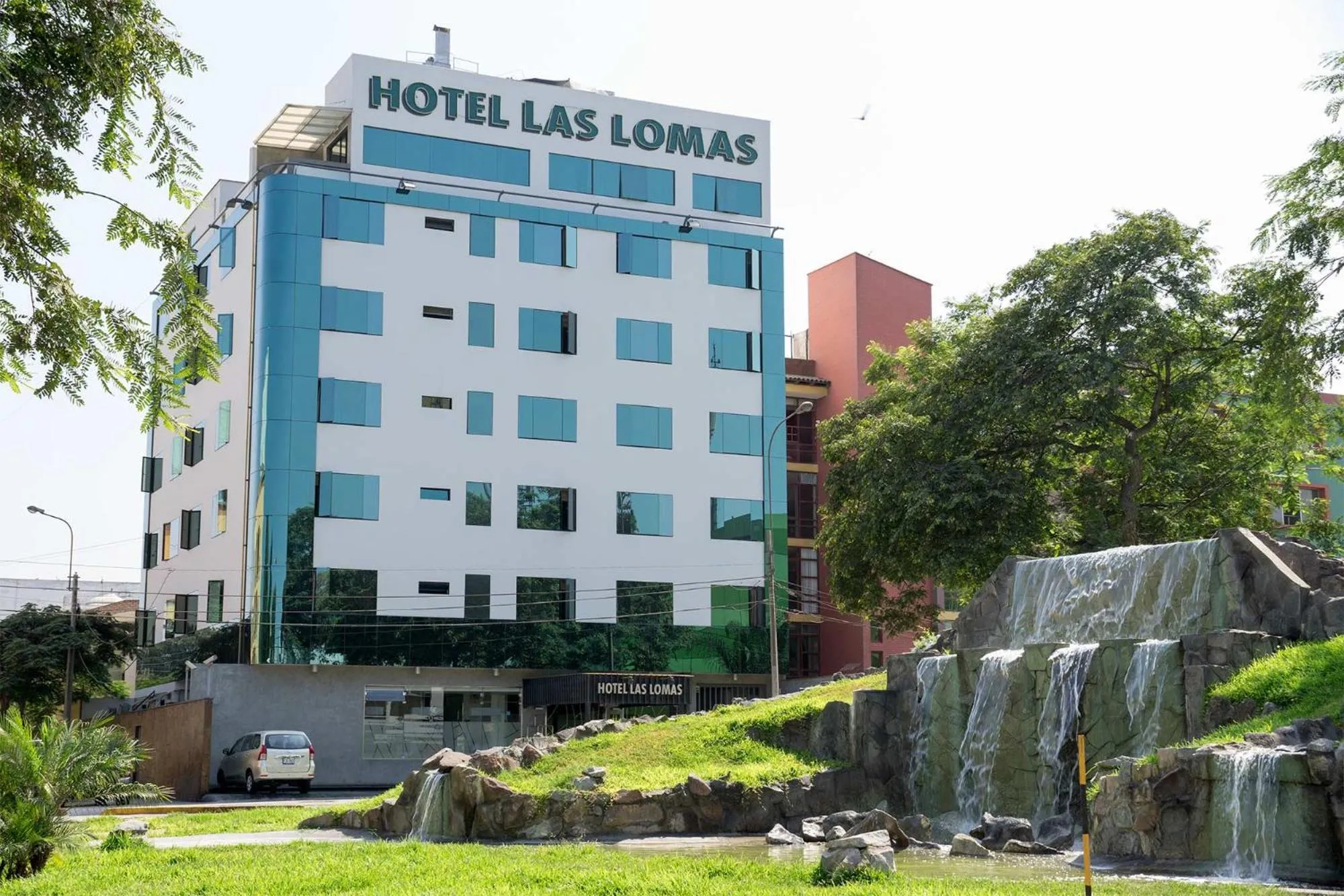 Property building in Hotel Las Lomas