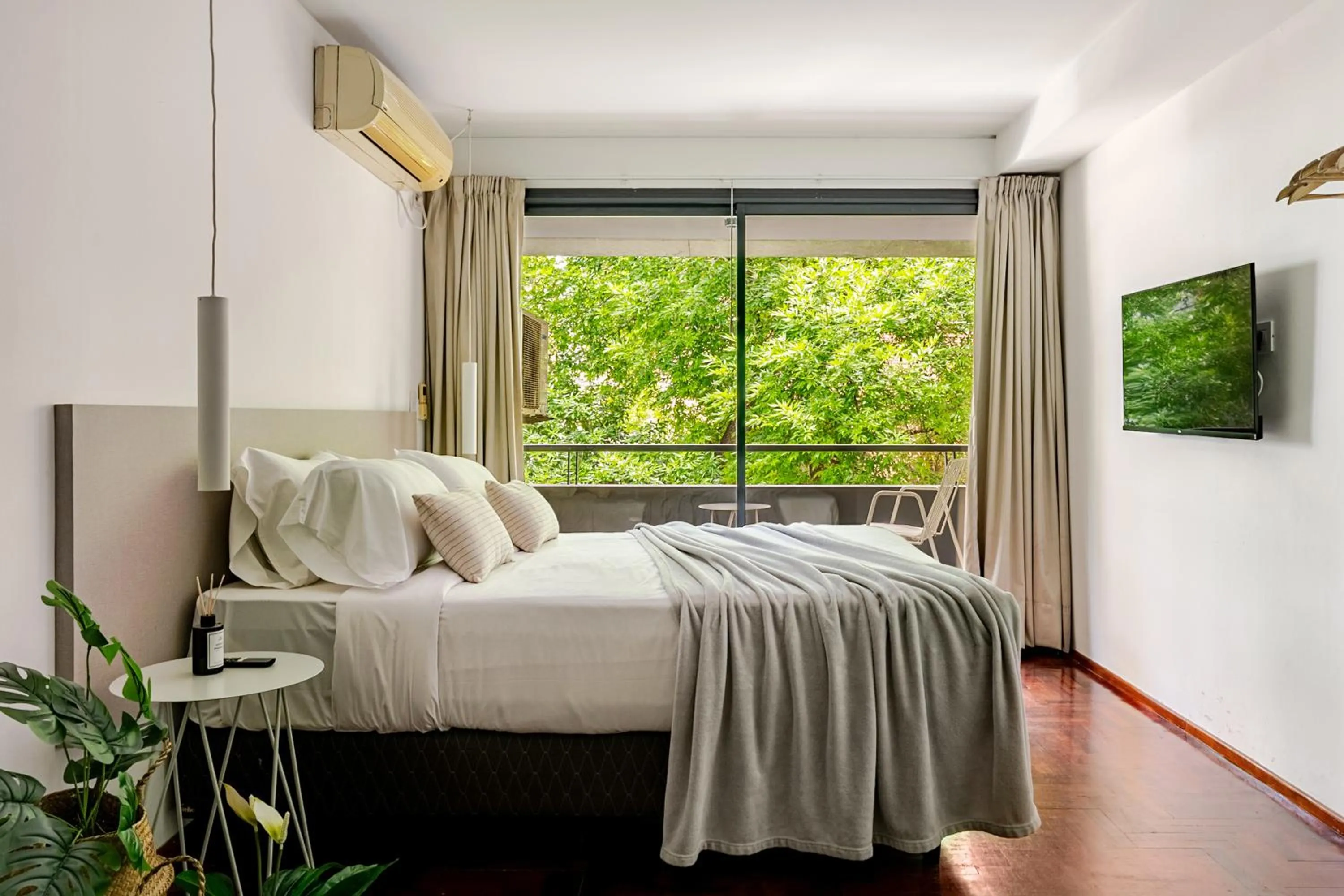 Bedroom, Bed in Departamentos Lugar