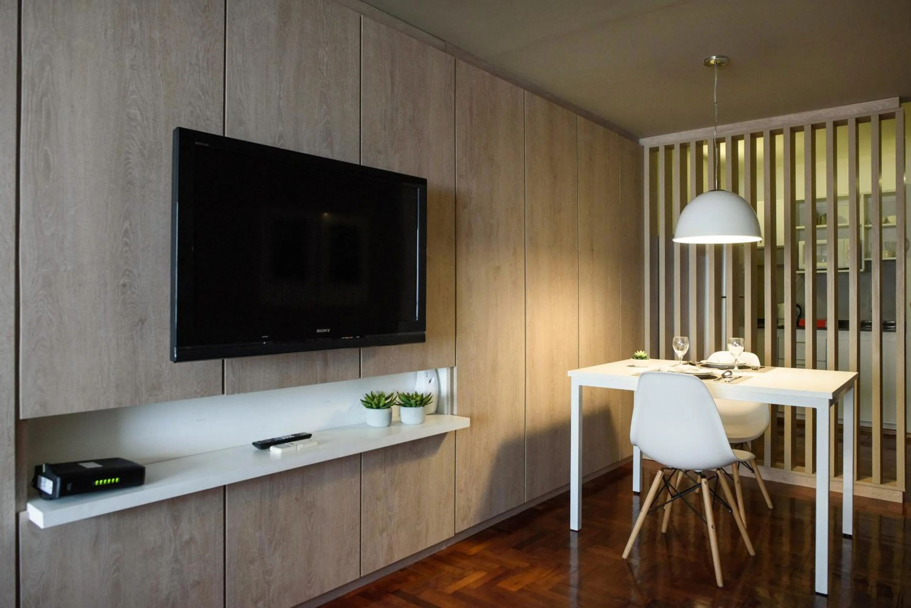 TV and multimedia in Departamentos Lugar