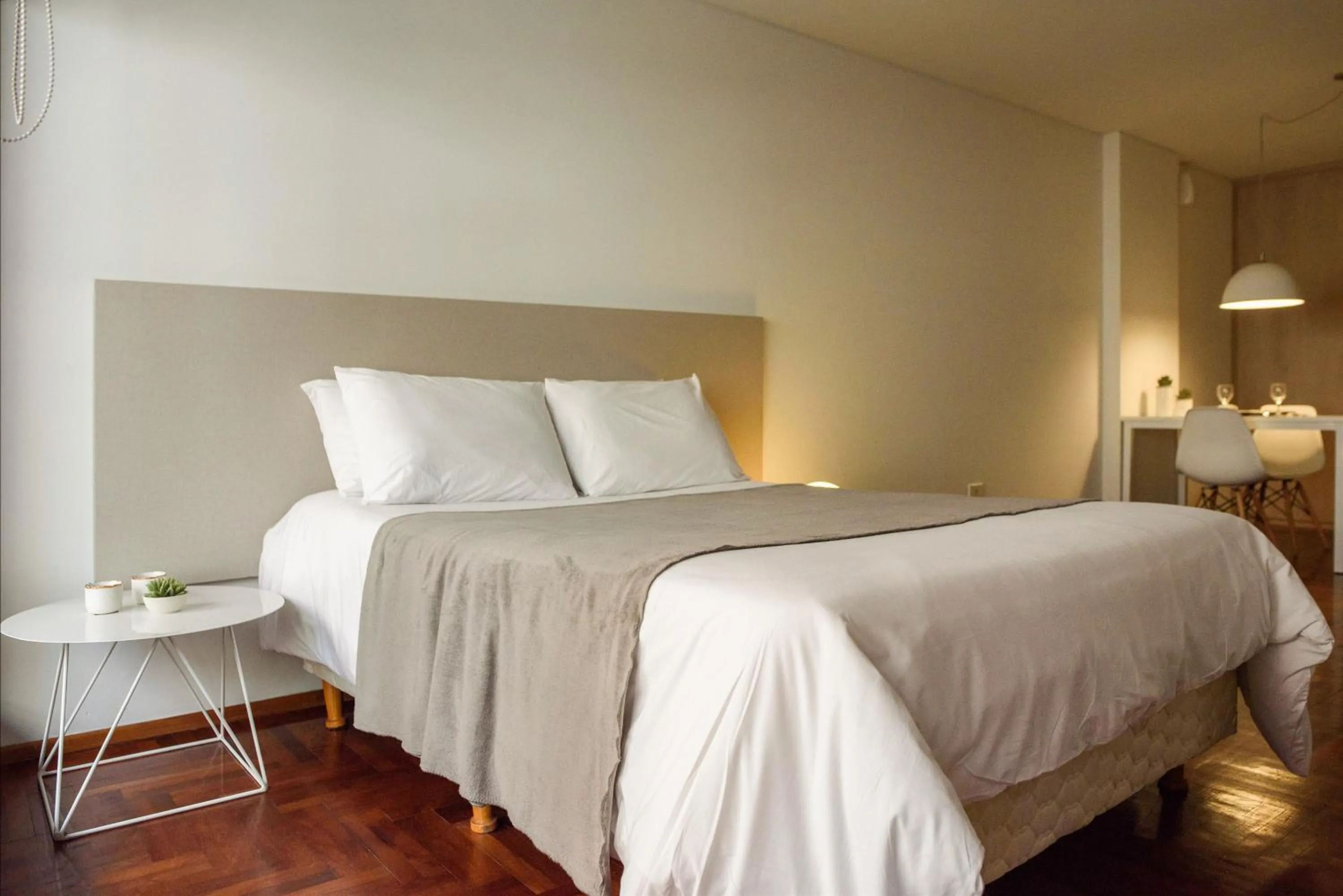 Bedroom, Bed in Departamentos Lugar