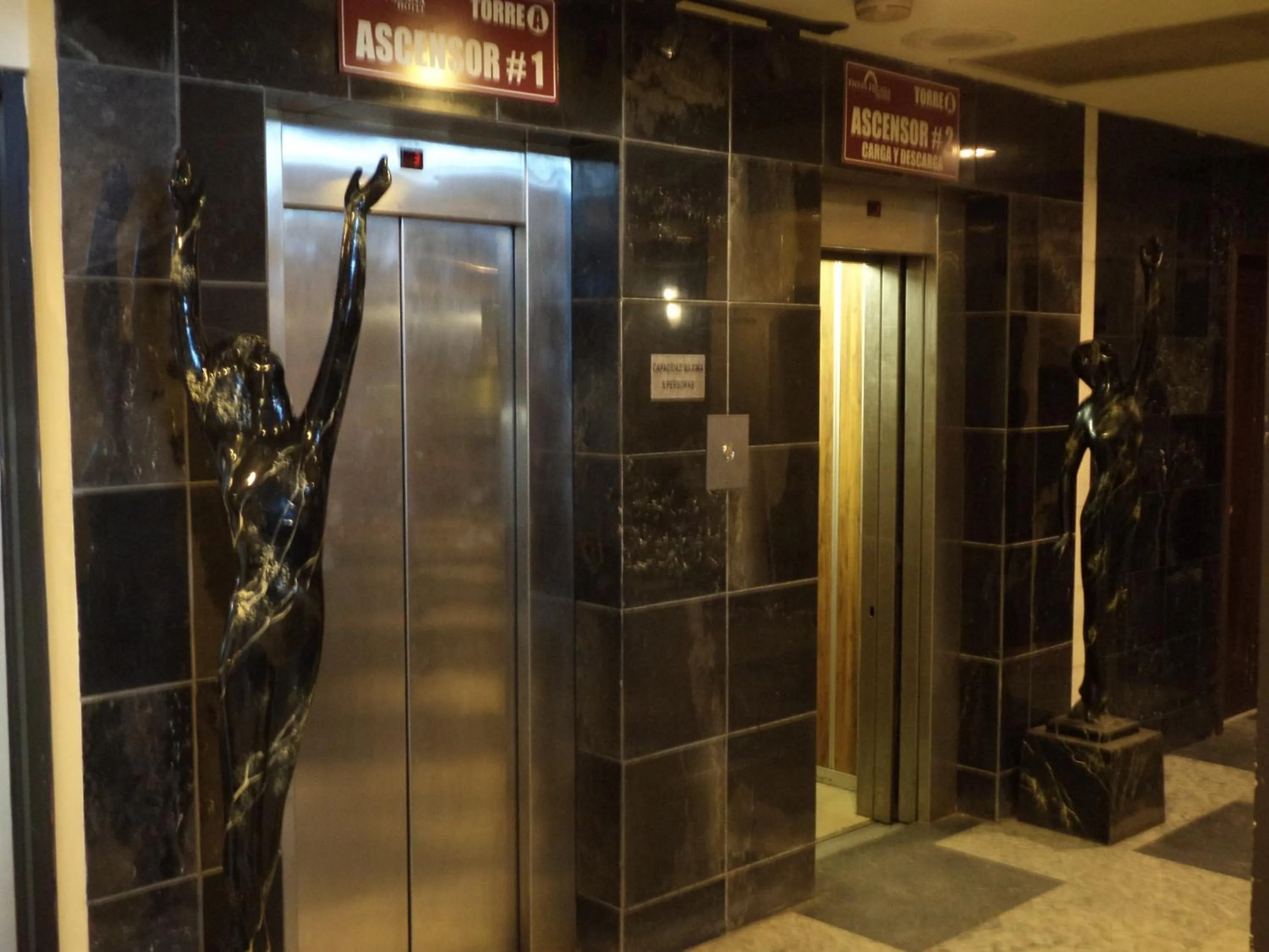 Decorative detail in Sunio City