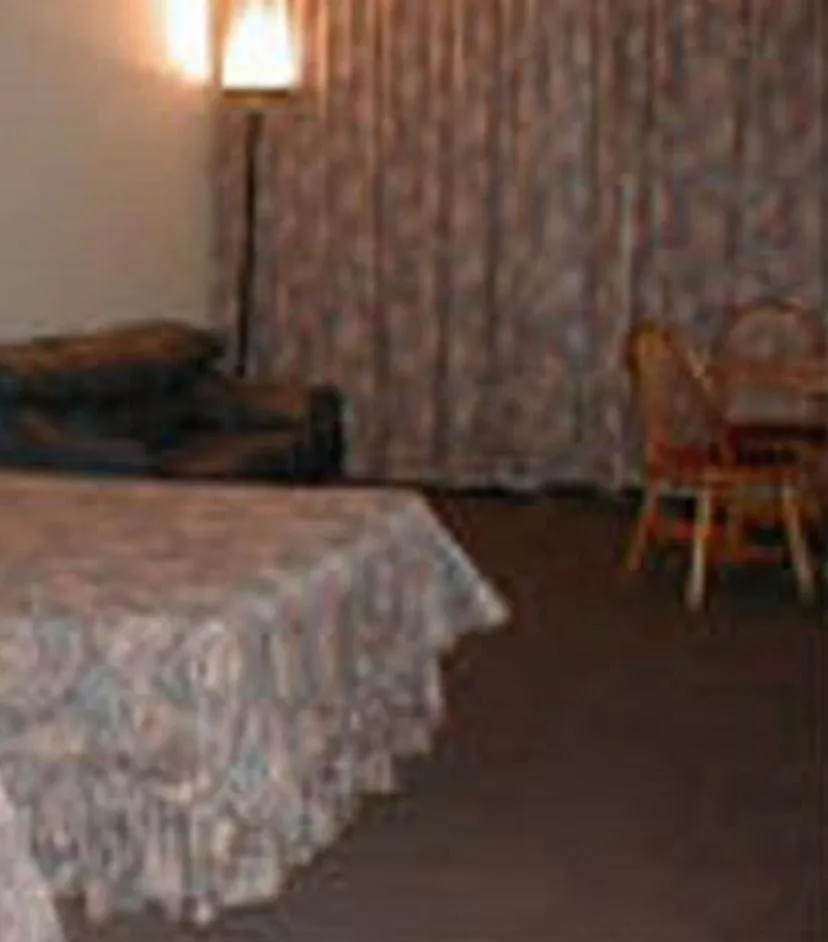 Bed in Hotel Royalty