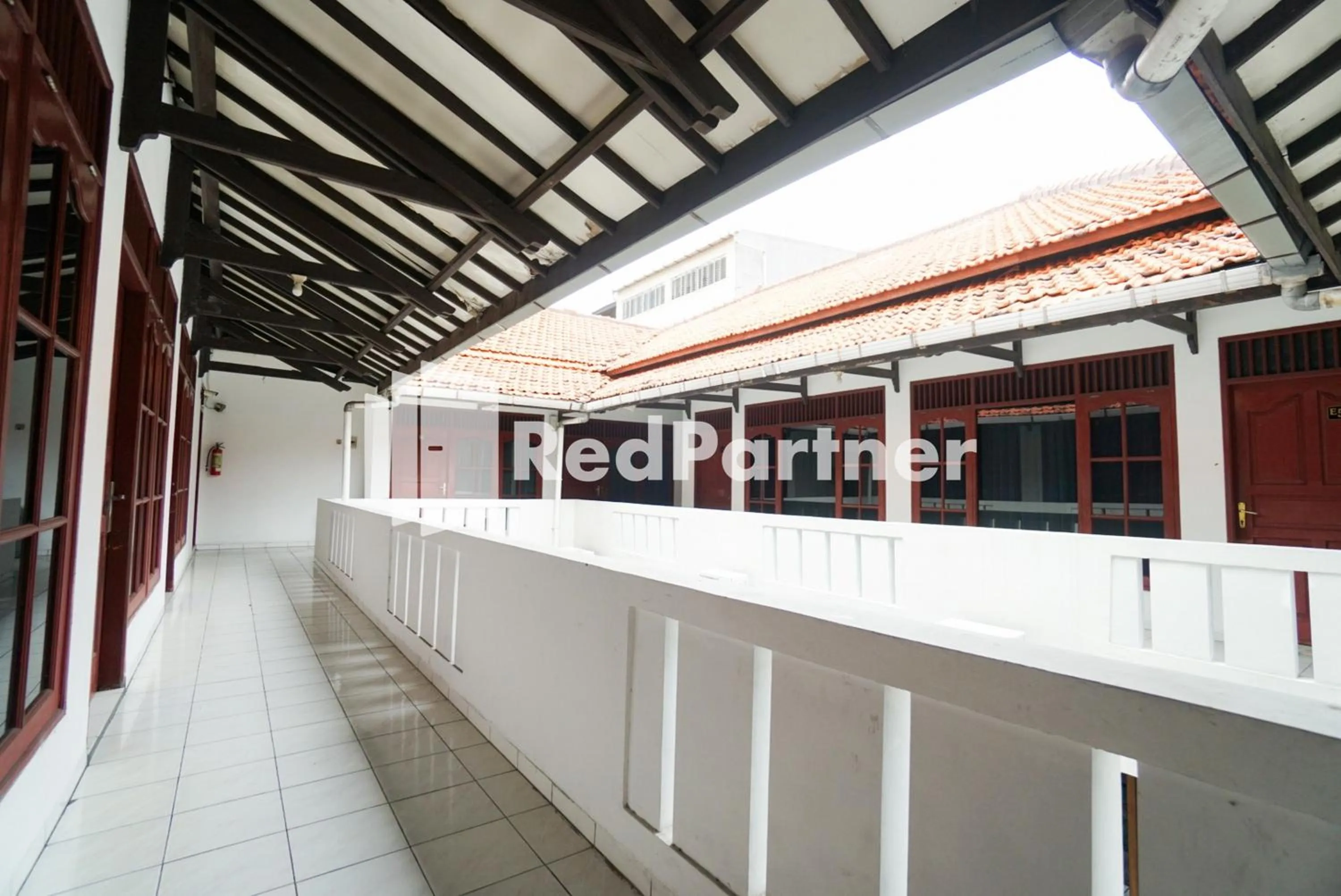 Property building in Hotel Borobudur Kemayoran Syariah Mitra RedDoorz