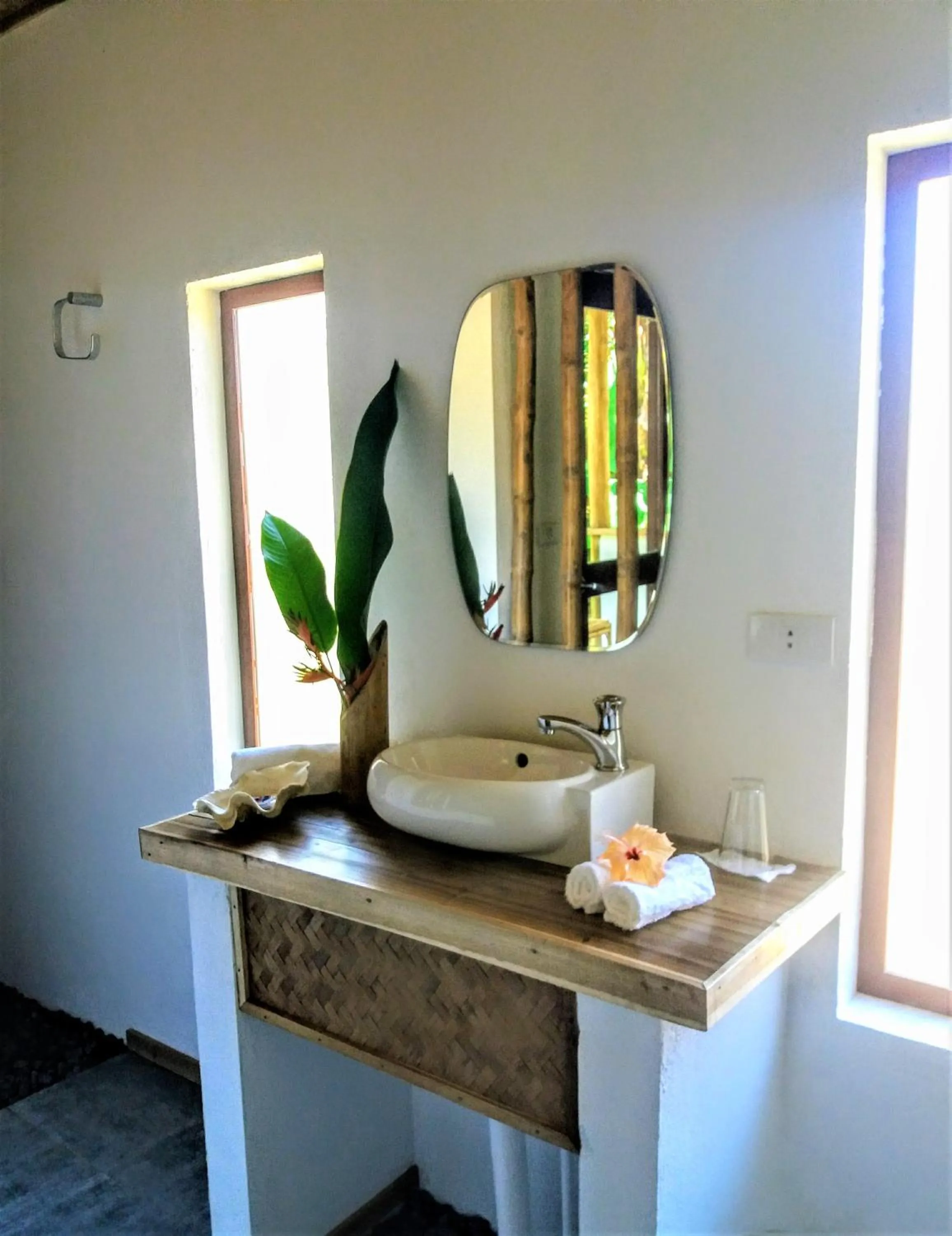 Shower in Valerie Lodge