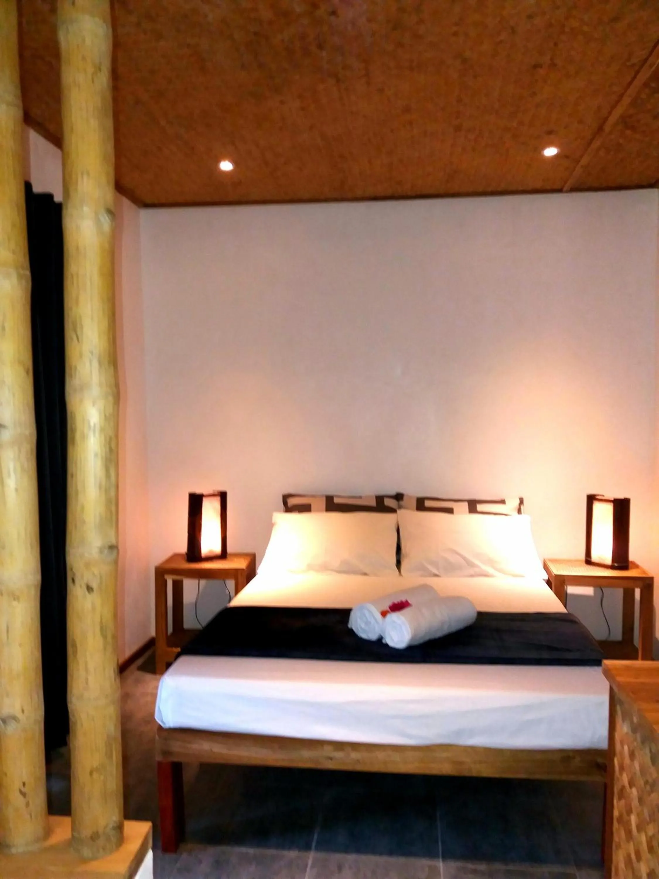 Bed in Valerie Lodge