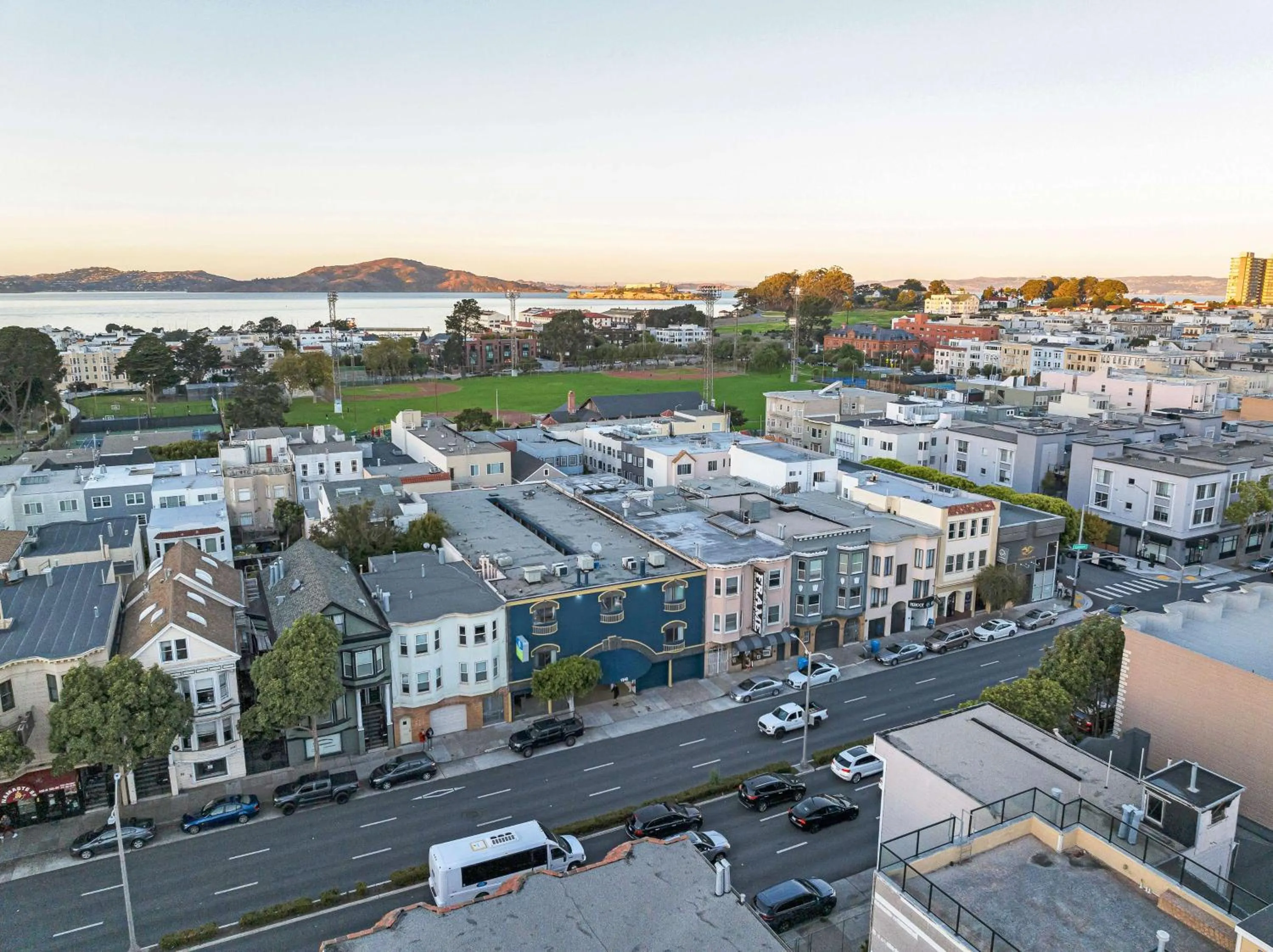 Property building in SureStay by Best Western San Francisco Marina District