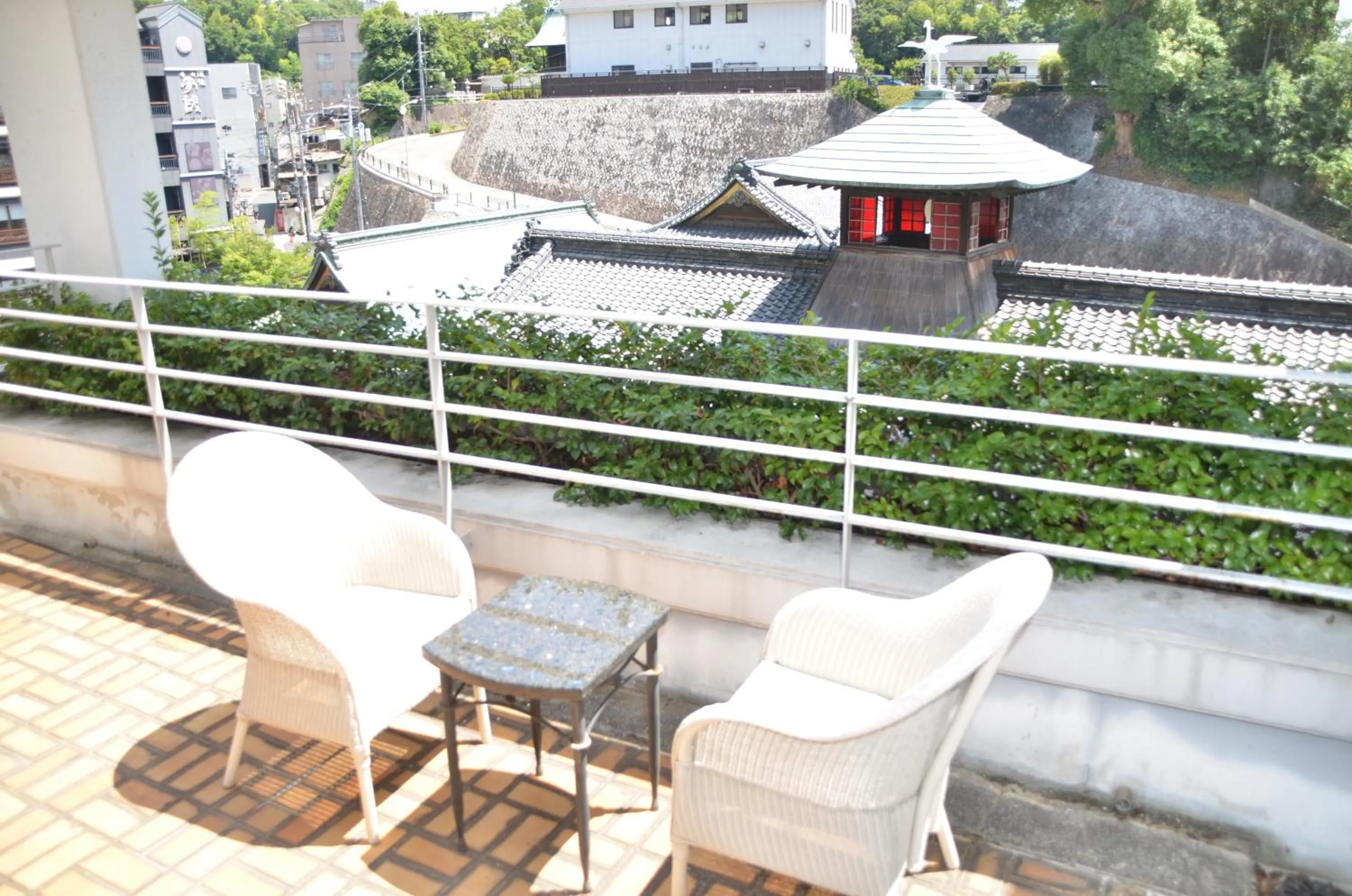 Day in Hotel Patio Dogo