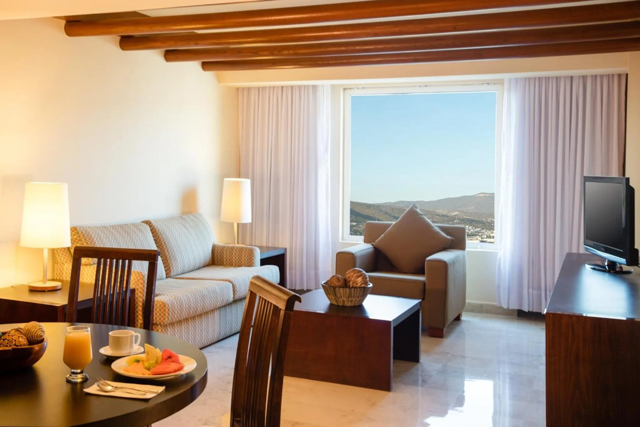 Photo of the whole room in Fiesta Inn Tuxtla Gutierrez