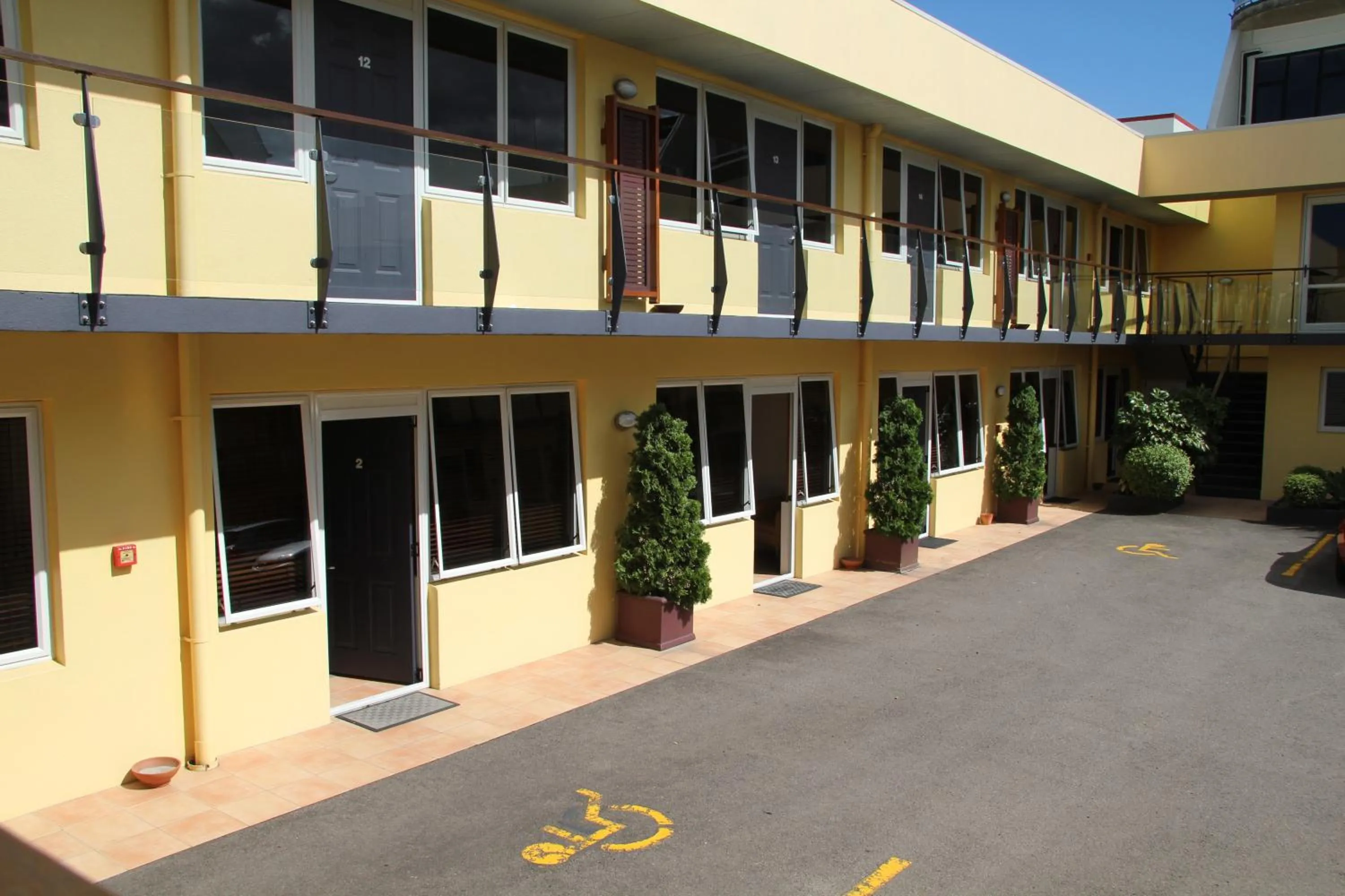 Facade/entrance in Harbour City Motor Inn & Conference