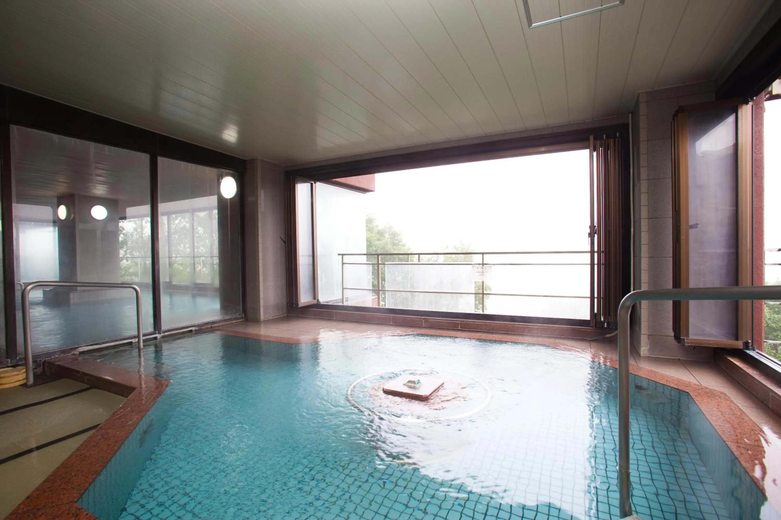 Hot Spring Bath in Shiga Kogen Hotel Shiga Sunvalley