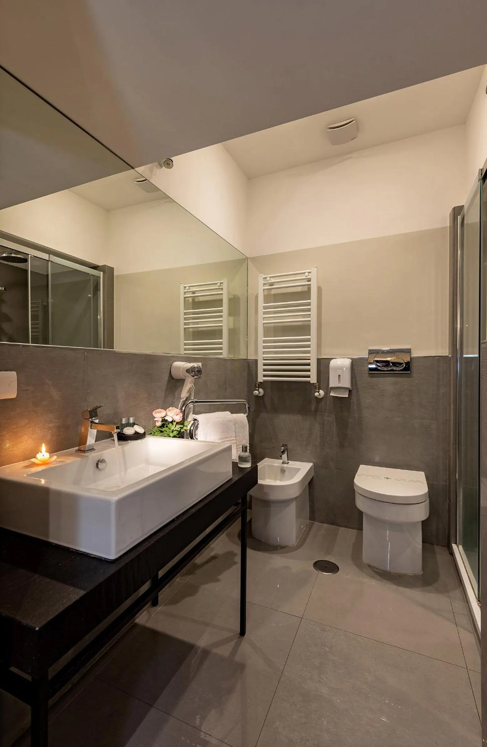 Bathroom in Tula Inn