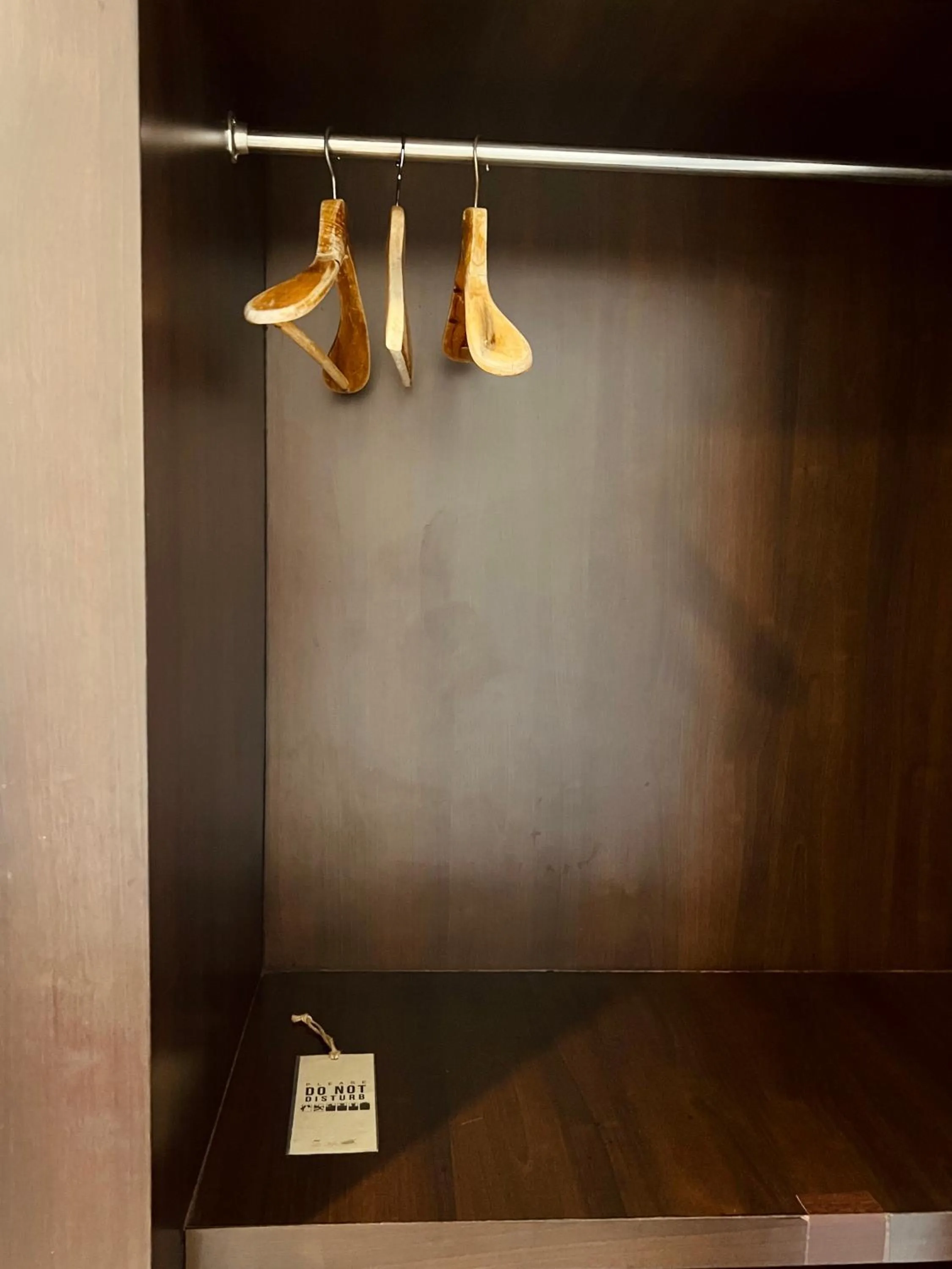 wardrobe in Hotel La Villa Khon Kaen