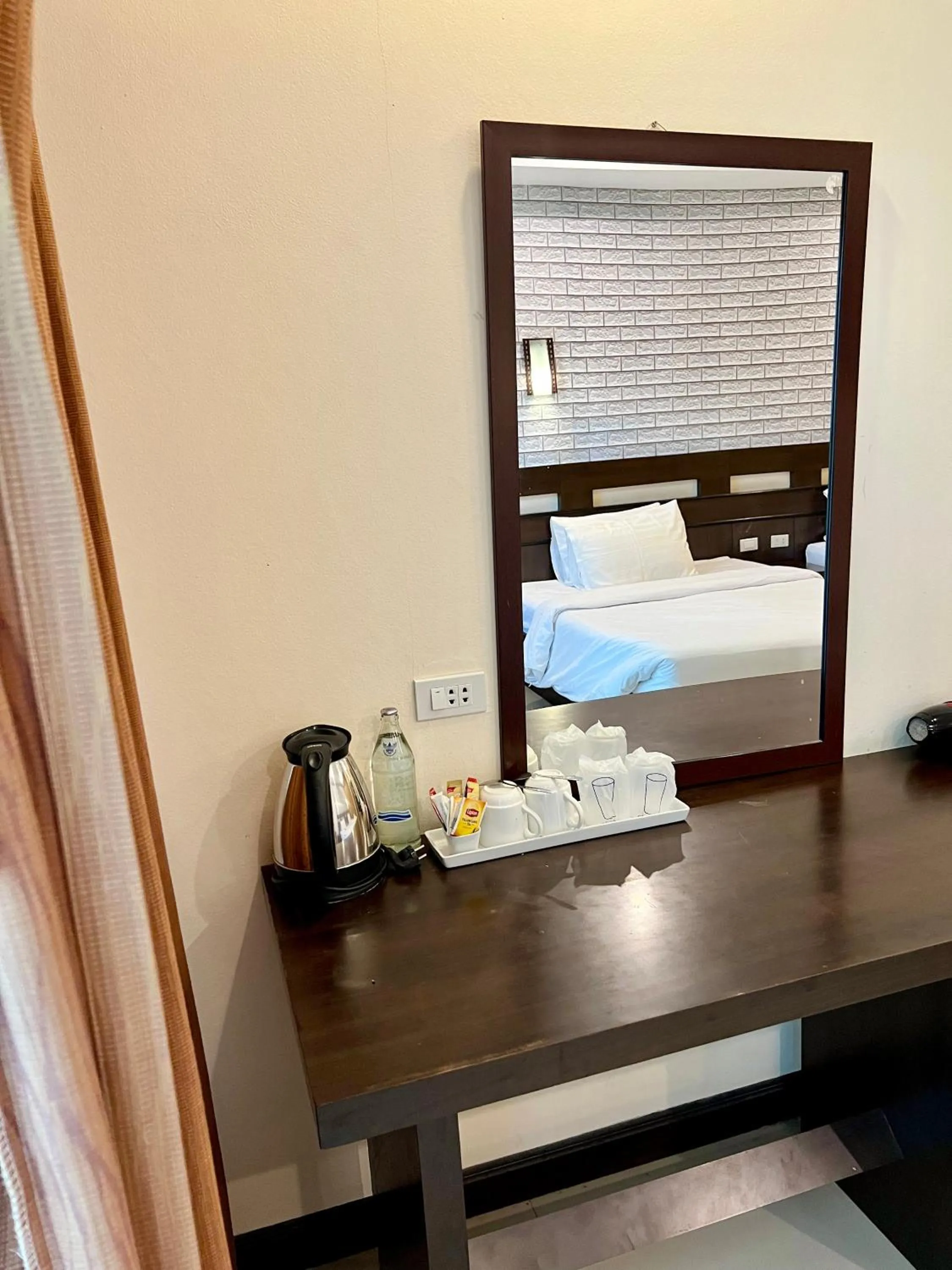 Bedroom, Bed in Hotel La Villa Khon Kaen