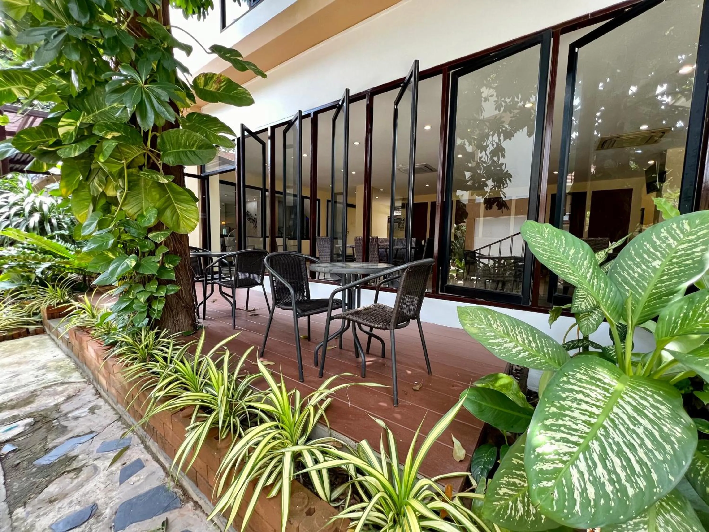 Restaurant/places to eat in Hotel La Villa Khon Kaen