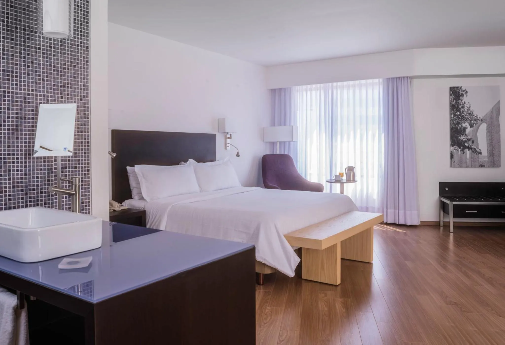 Photo of the whole room, Bed in Fiesta Inn Queretaro