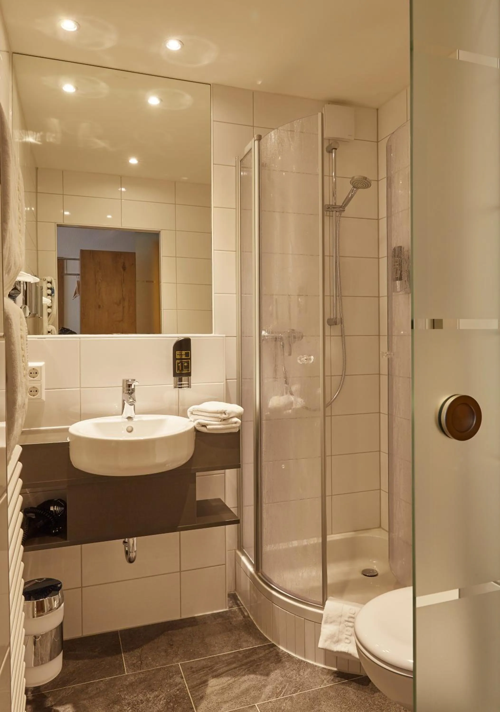 Shower in Gästehaus Goethe