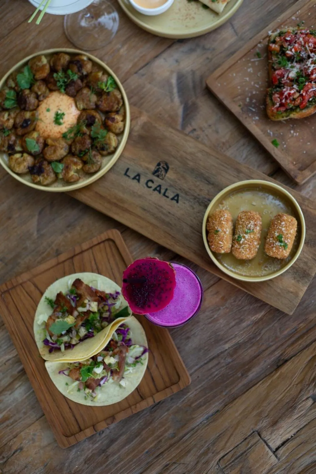 Restaurant/places to eat in Gili Divers Hotel