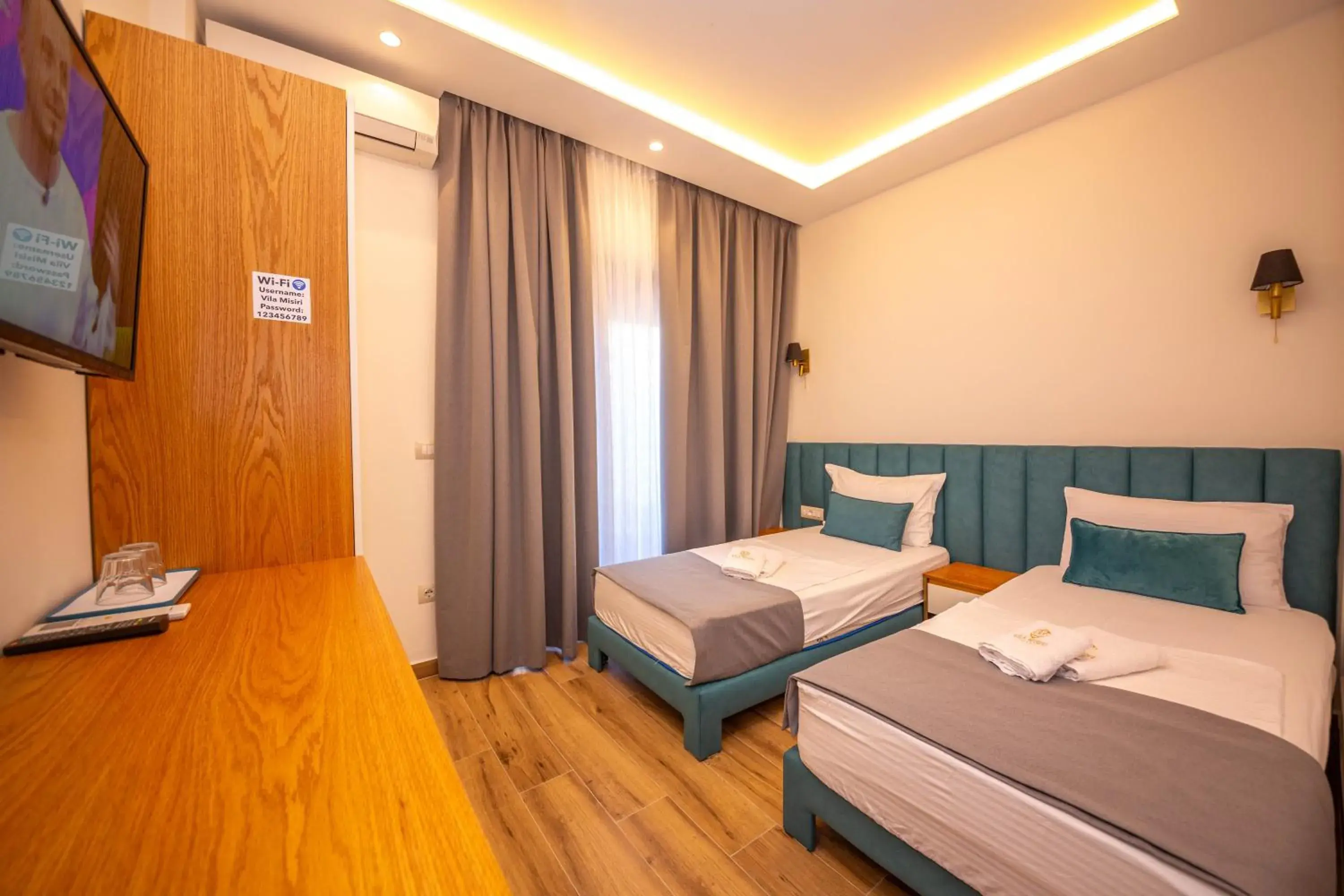 Double or Twin Room with Balcony in Hotel Vila Misiri Double or Twin Room with Balcony in Hotel Vila Misiri