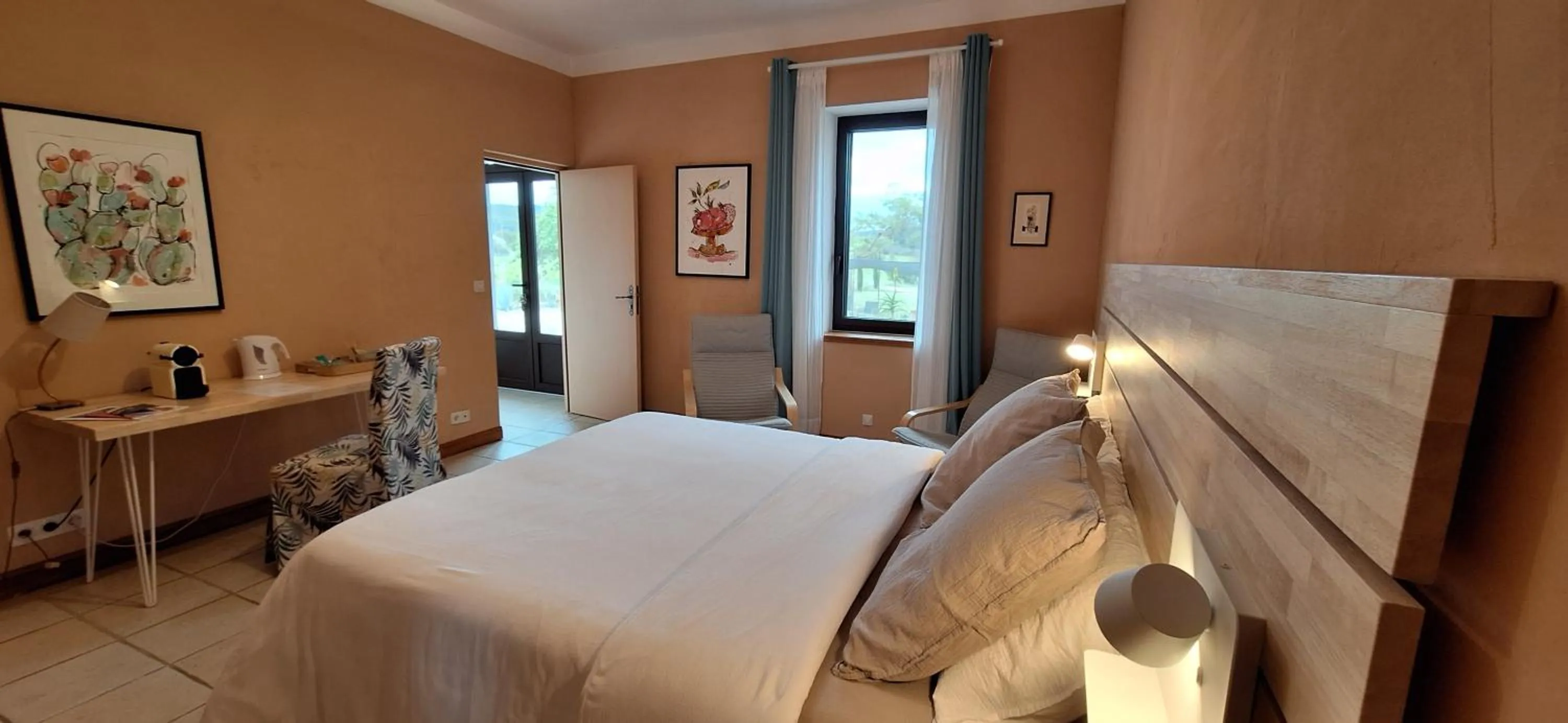 Coffee/tea facilities, Bed in Château La Sabine