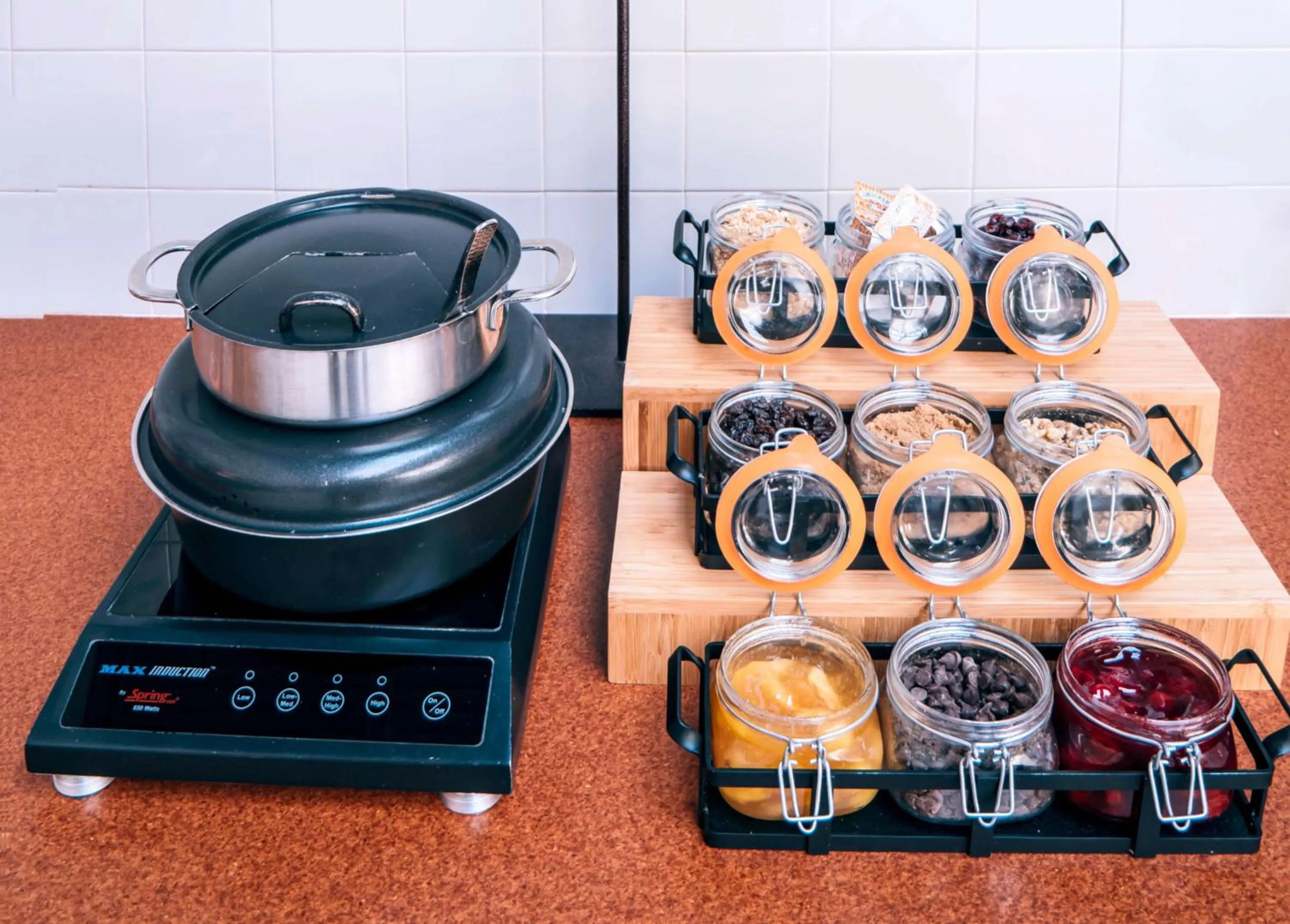 Dining area in Embassy Suites Corpus Christi