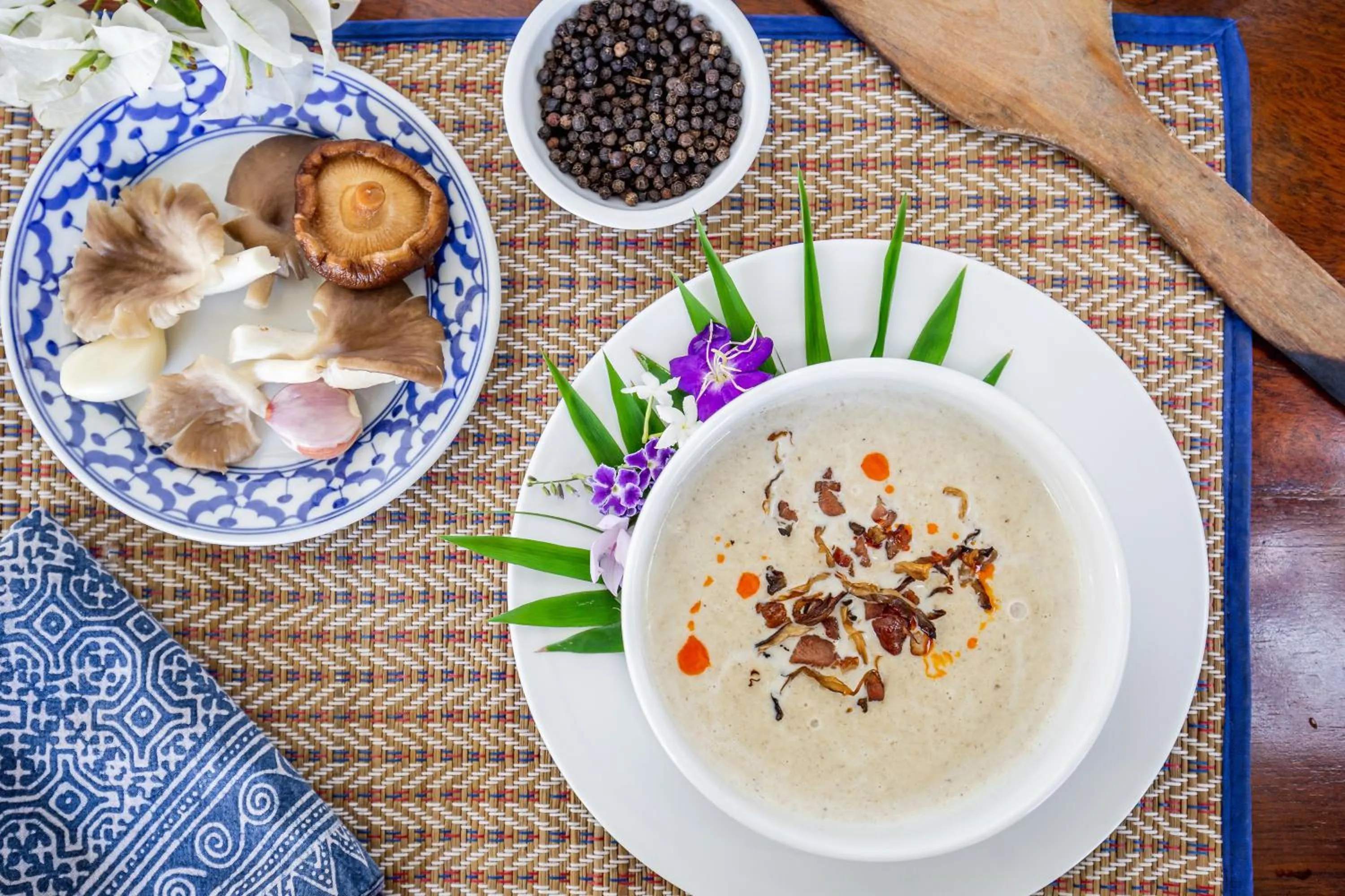 Food in Riverside Boutique Resort, Vang Vieng