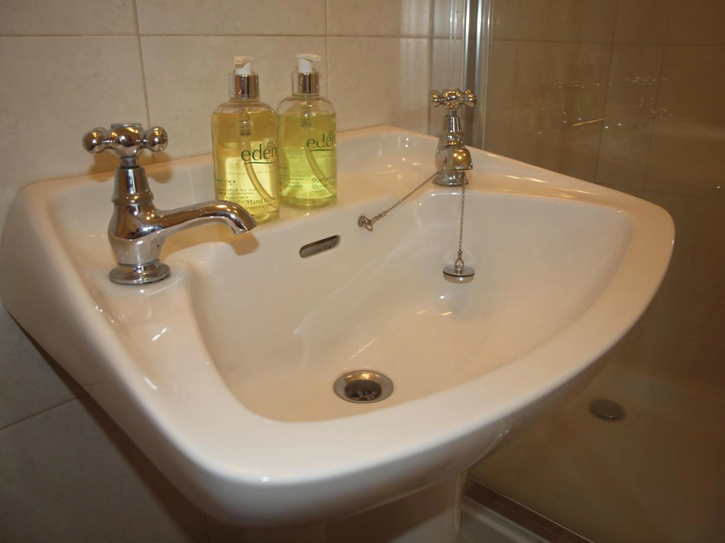 Bathroom in Herriot's