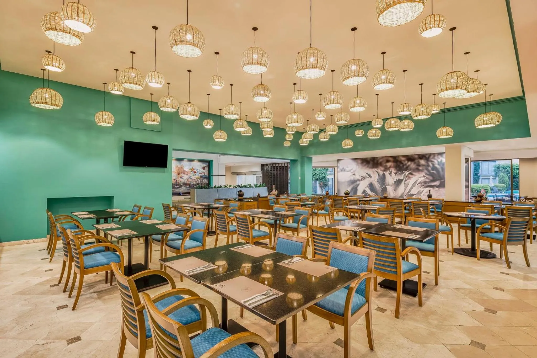 Restaurant/places to eat in Fiesta Inn Oaxaca