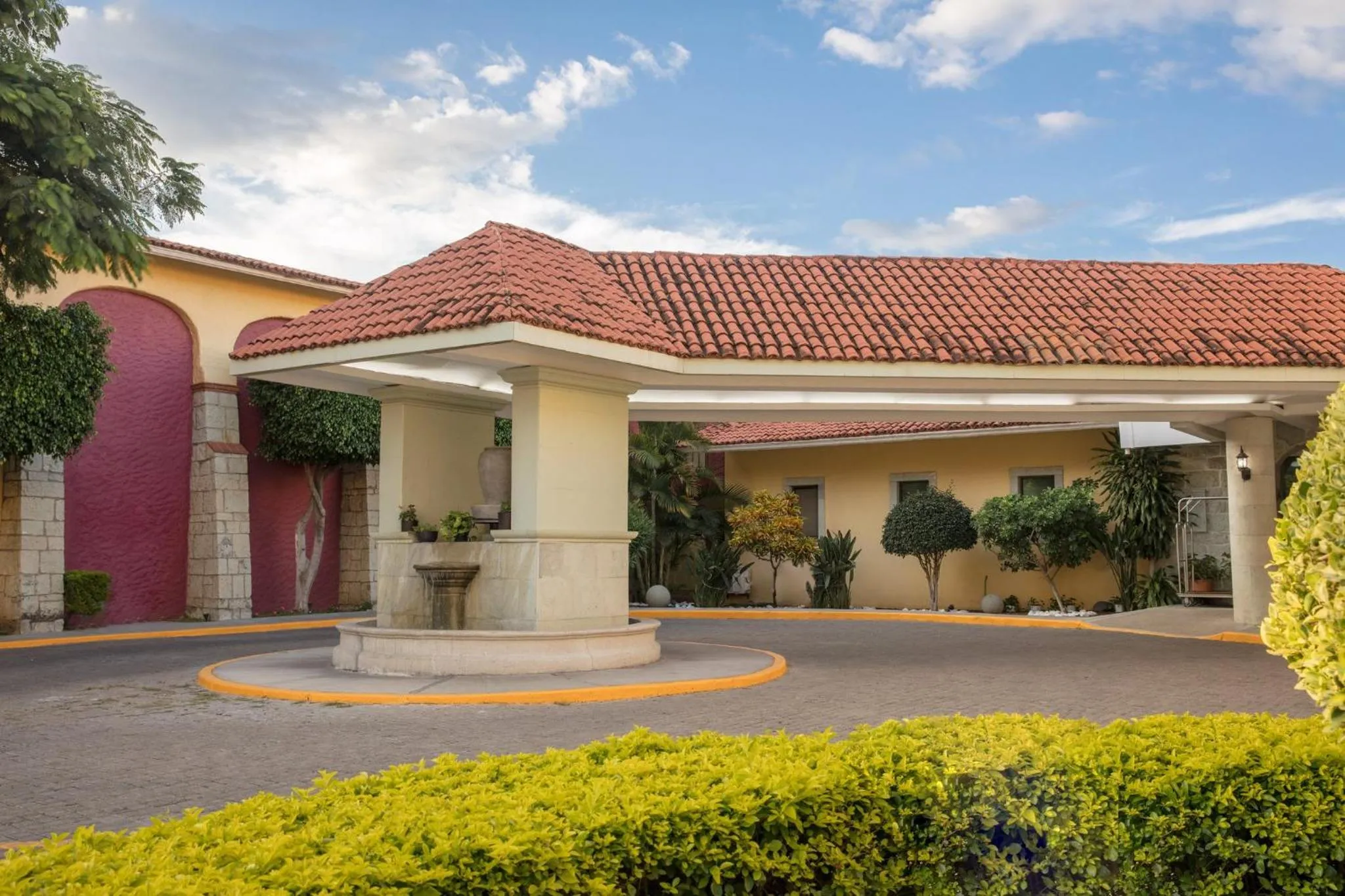 Property building in Fiesta Inn Oaxaca