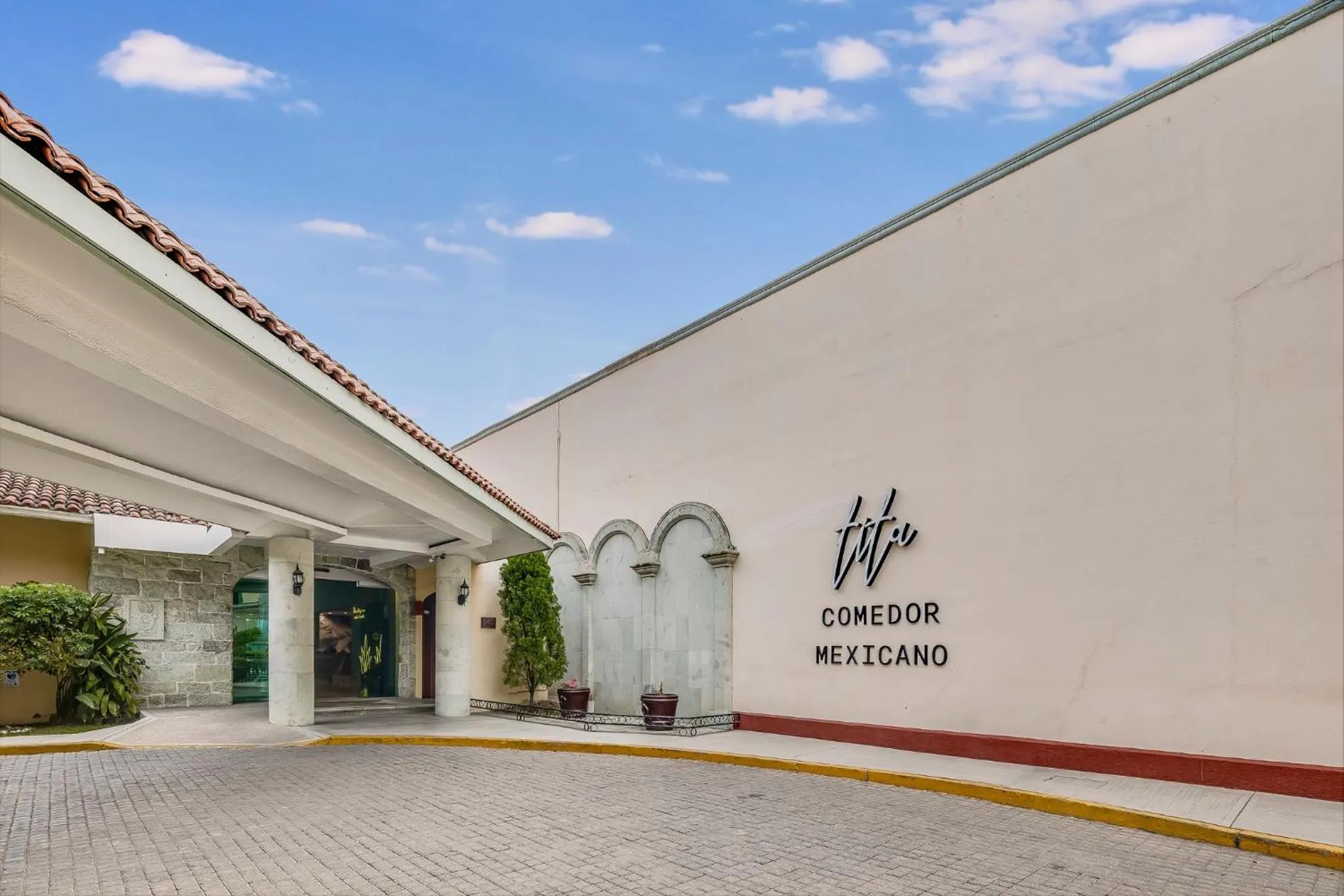 Restaurant/places to eat in Fiesta Inn Oaxaca