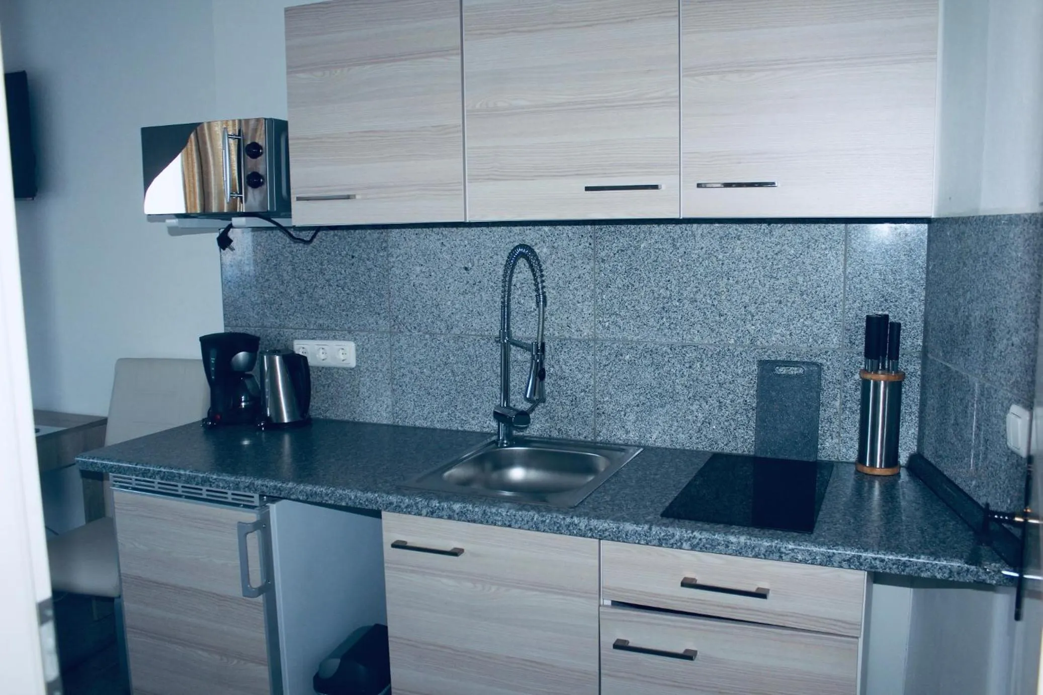 Kitchen or kitchenette in Lipp Apartments