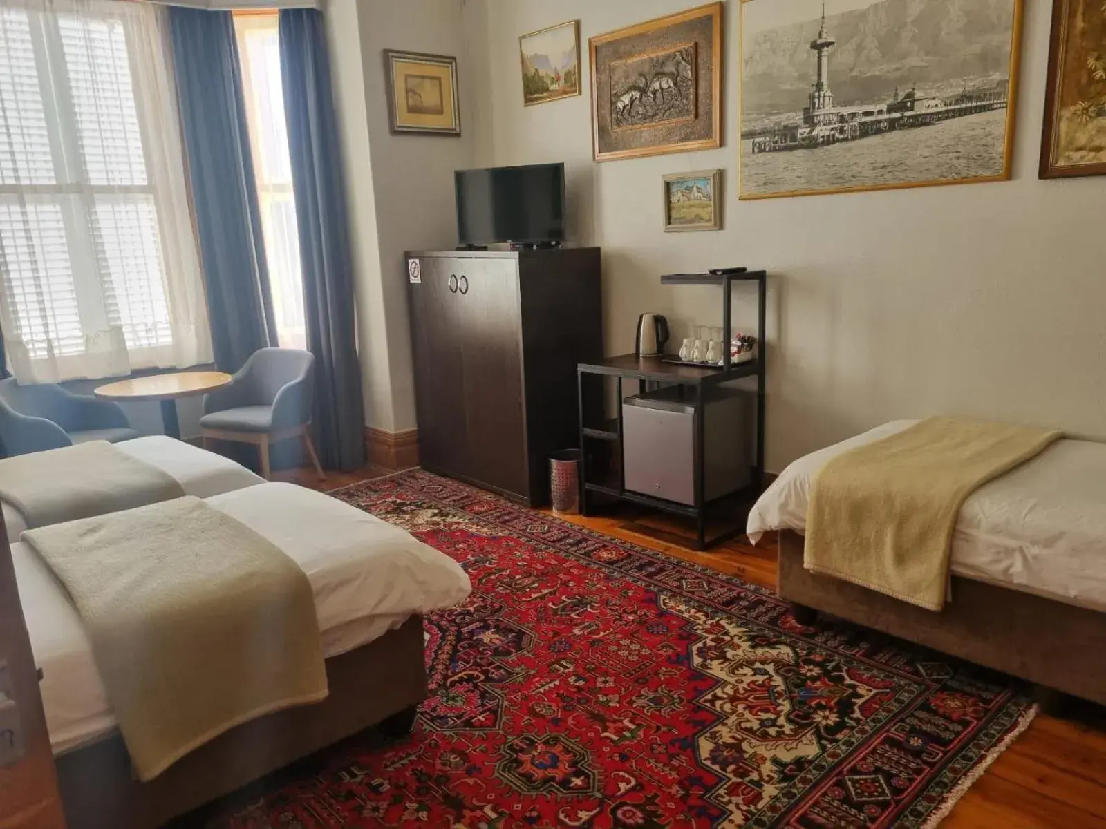 Triple Room - single occupancy in Ashanti Gardens Guesthouse Triple Room - single occupancy in Ashanti Gardens Guesthouse