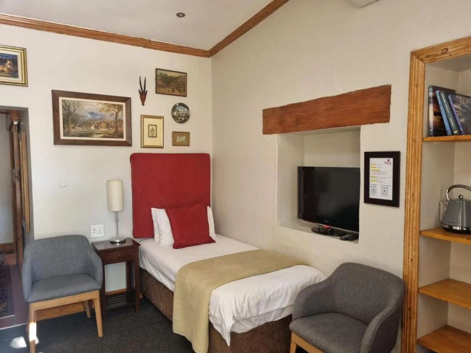 Bed in Ashanti Gardens Guesthouse