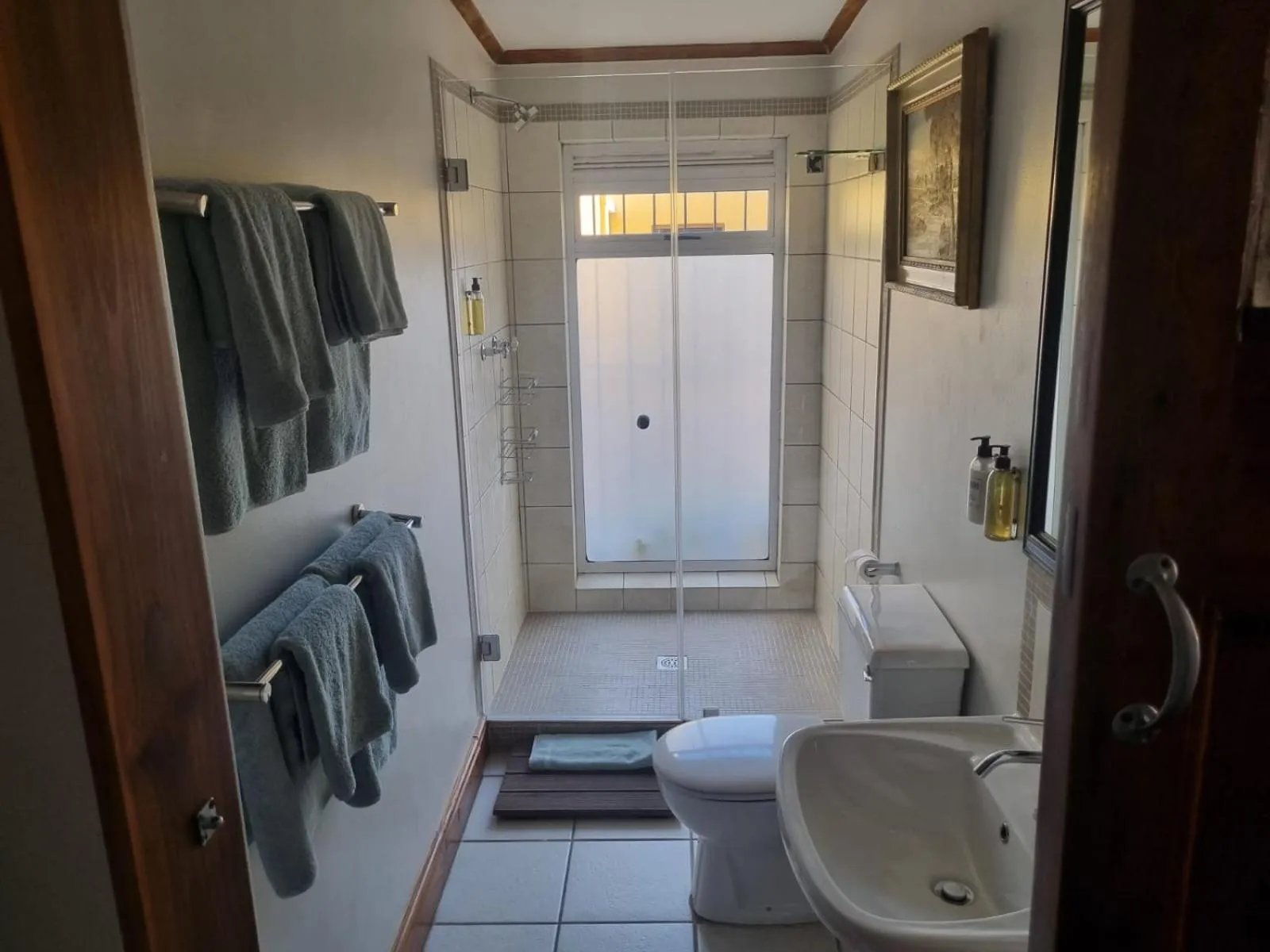 Bathroom in Ashanti Gardens Guesthouse