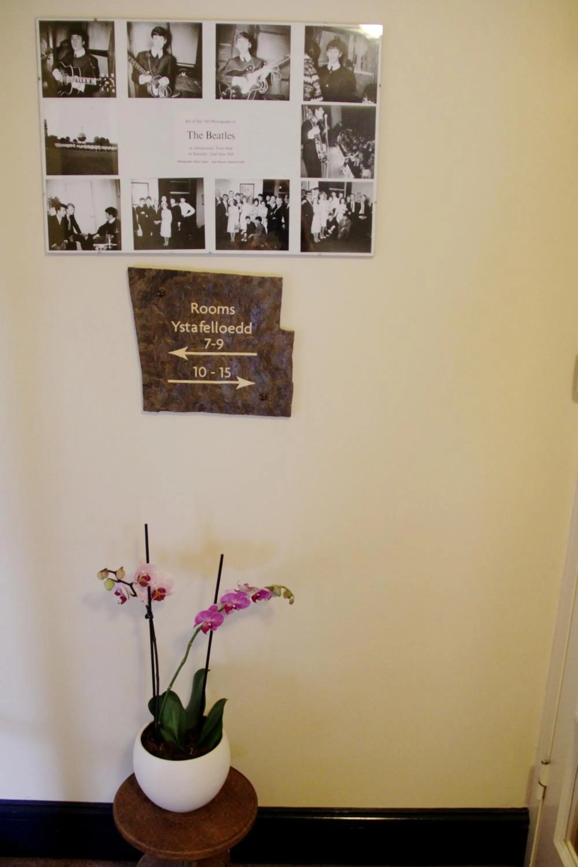 Area and facilities in The Kings Head Hotel