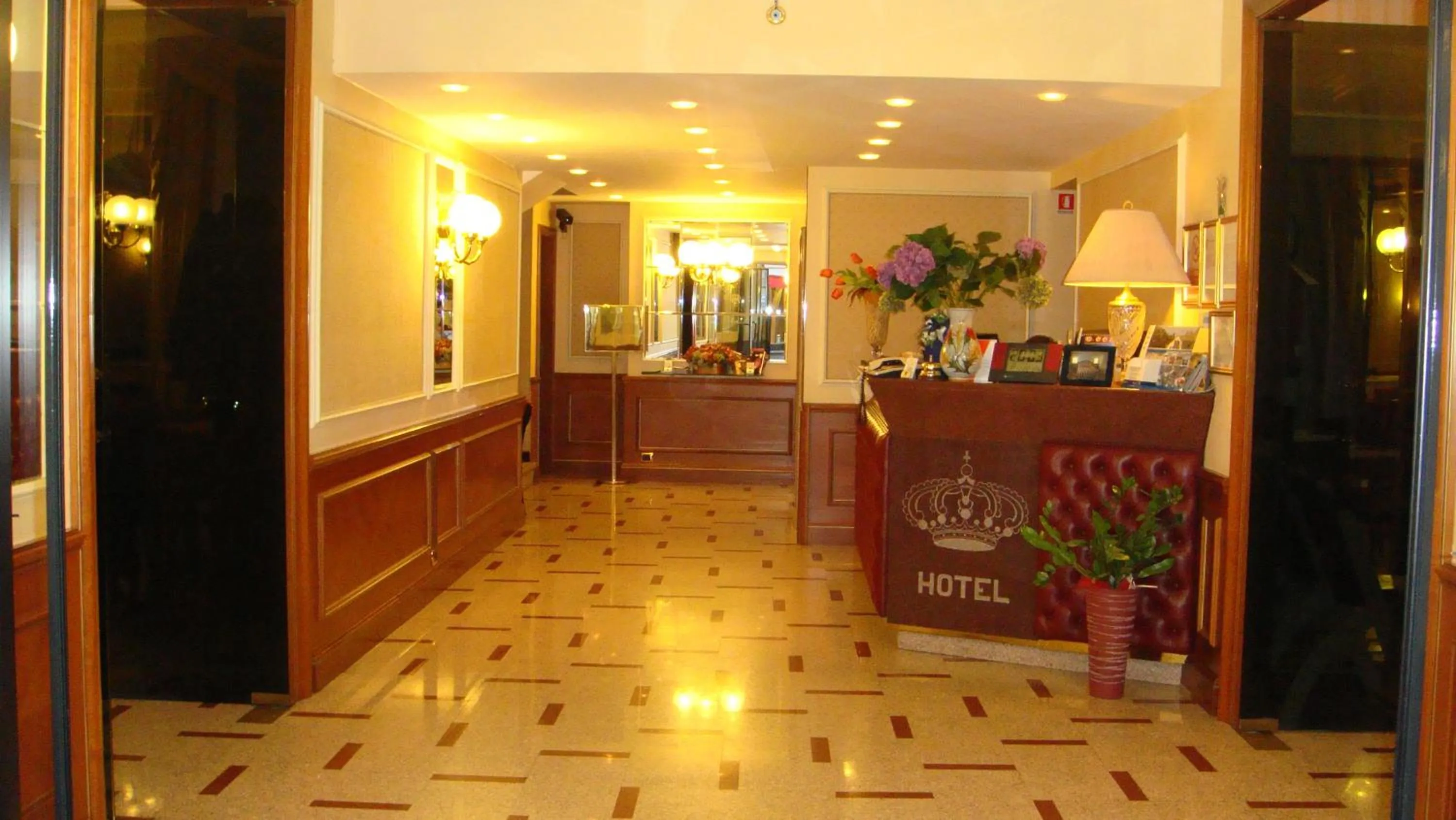 Lobby or reception in Albergo Corona