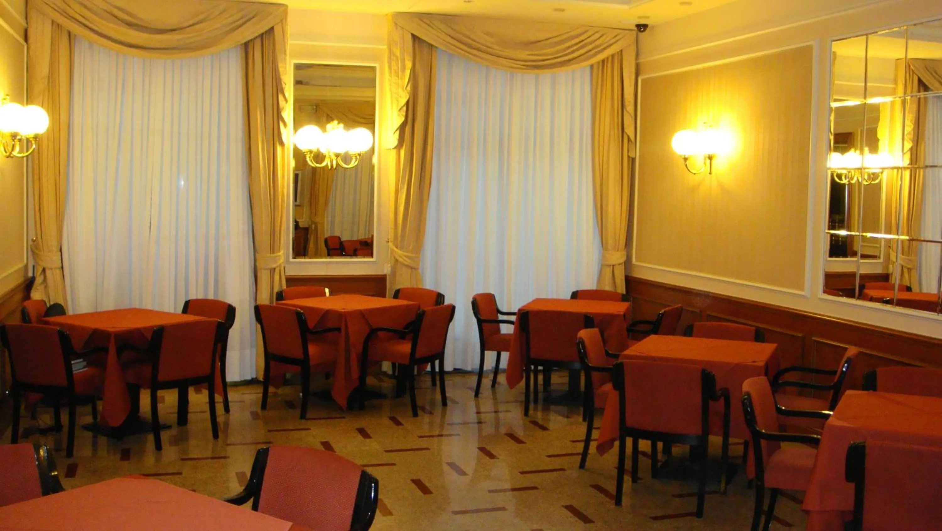 Lounge or bar in Albergo Corona