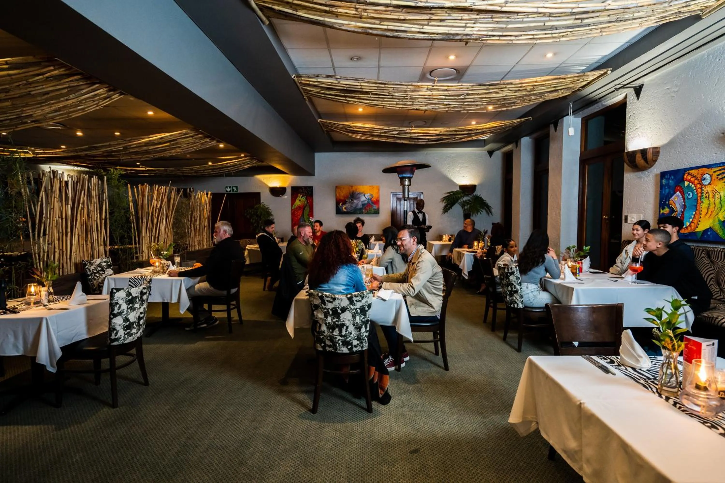 Restaurant/places to eat in Hakunamatata Lodge & Health Spa